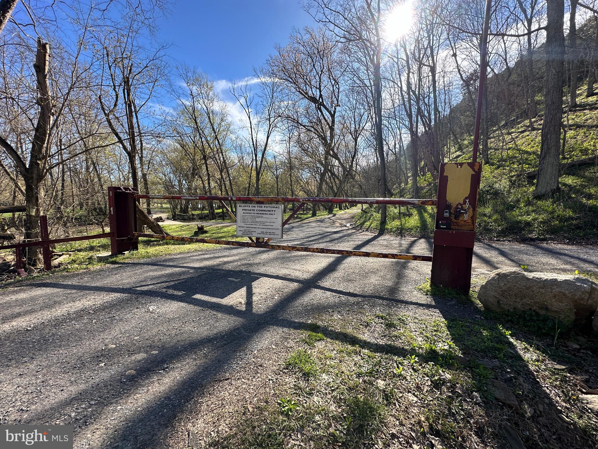 BLUFFS ON THE POTOMAC - Residential