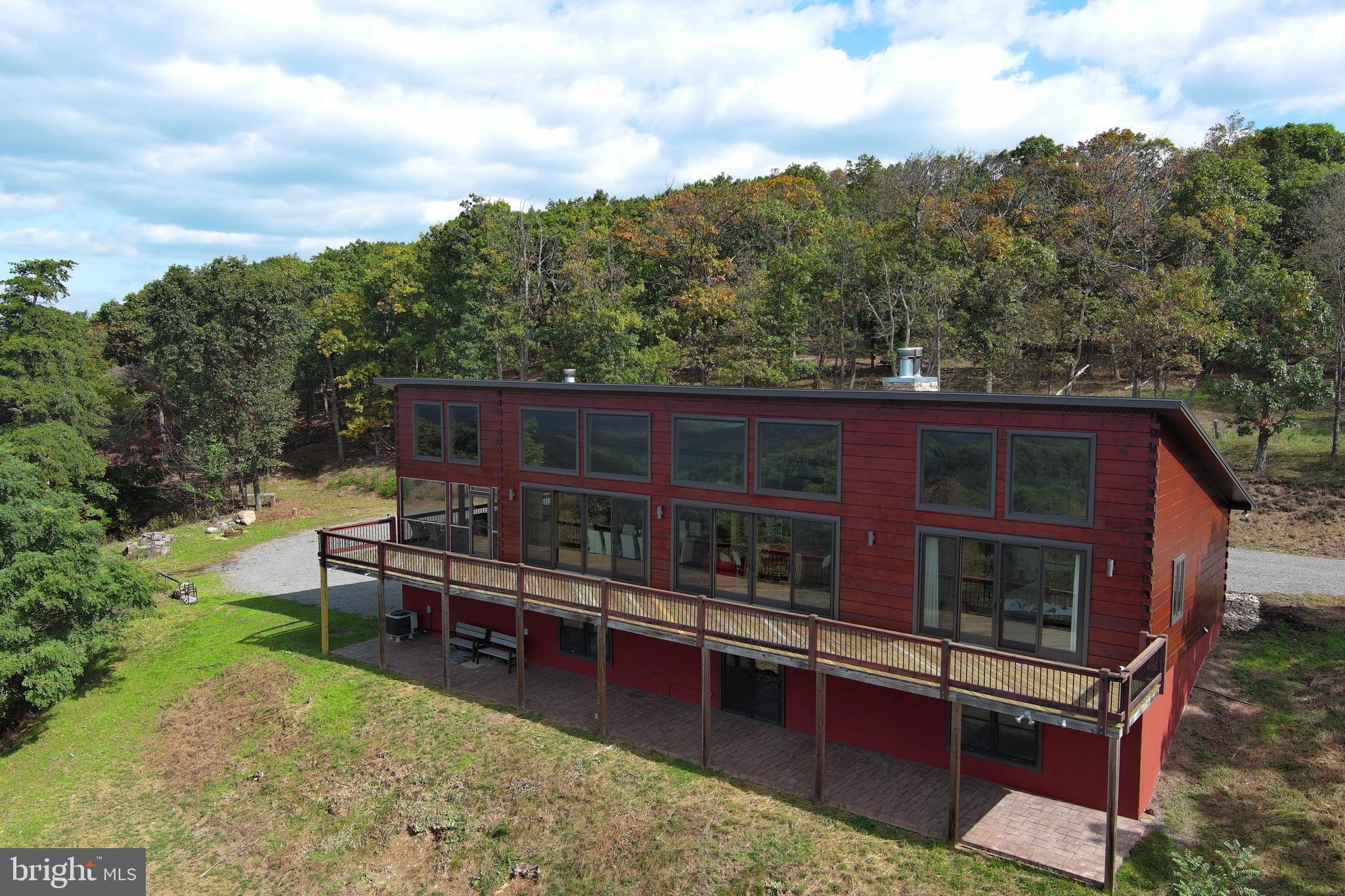 BLUFFS ON THE POTOMAC - Residential