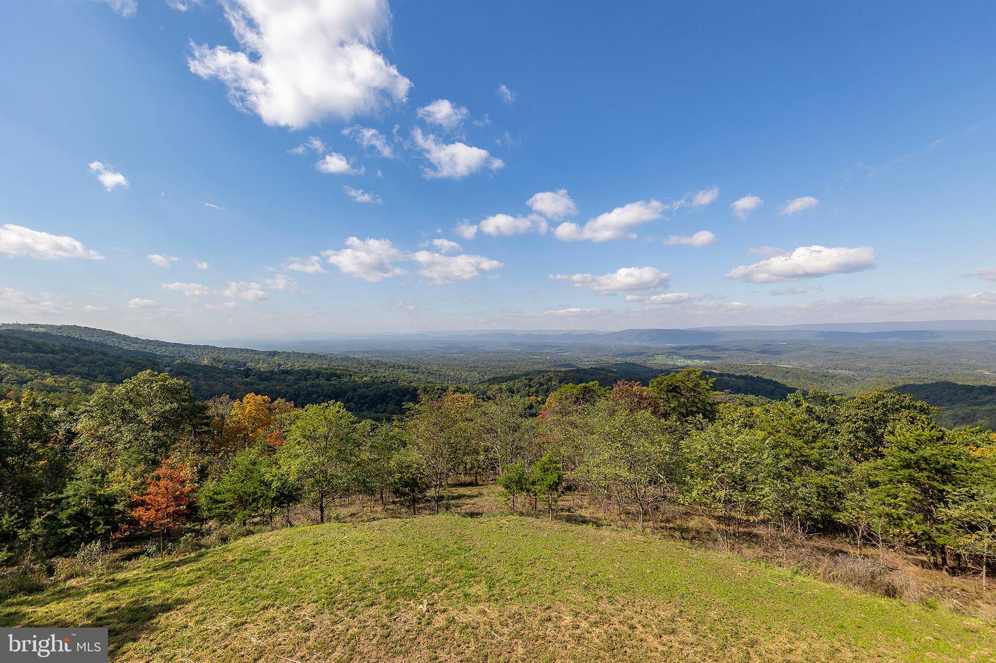 BLUFFS ON THE POTOMAC - Residential