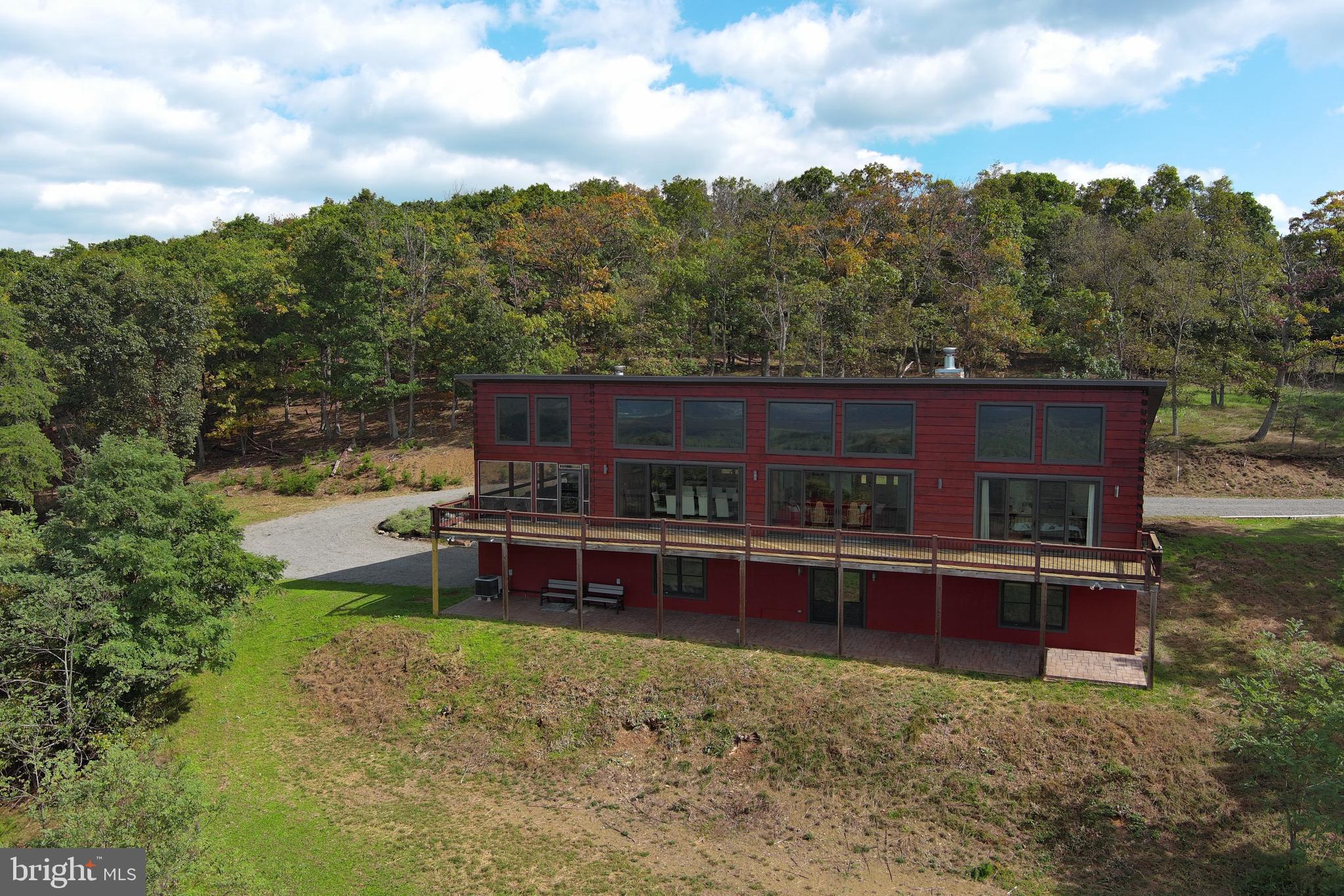 BLUFFS ON THE POTOMAC - Residential