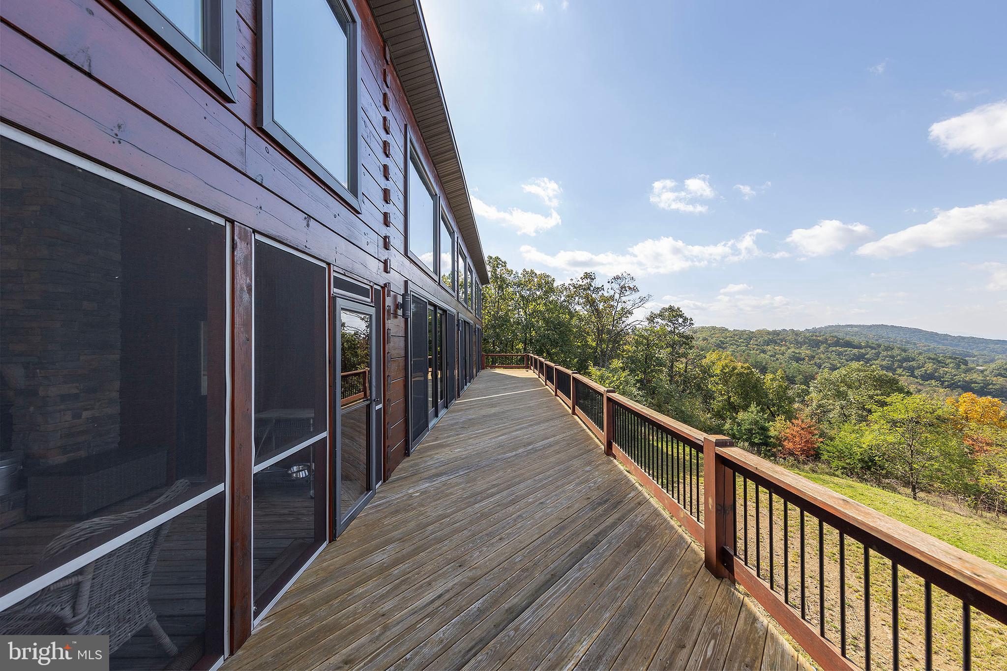 BLUFFS ON THE POTOMAC - Residential