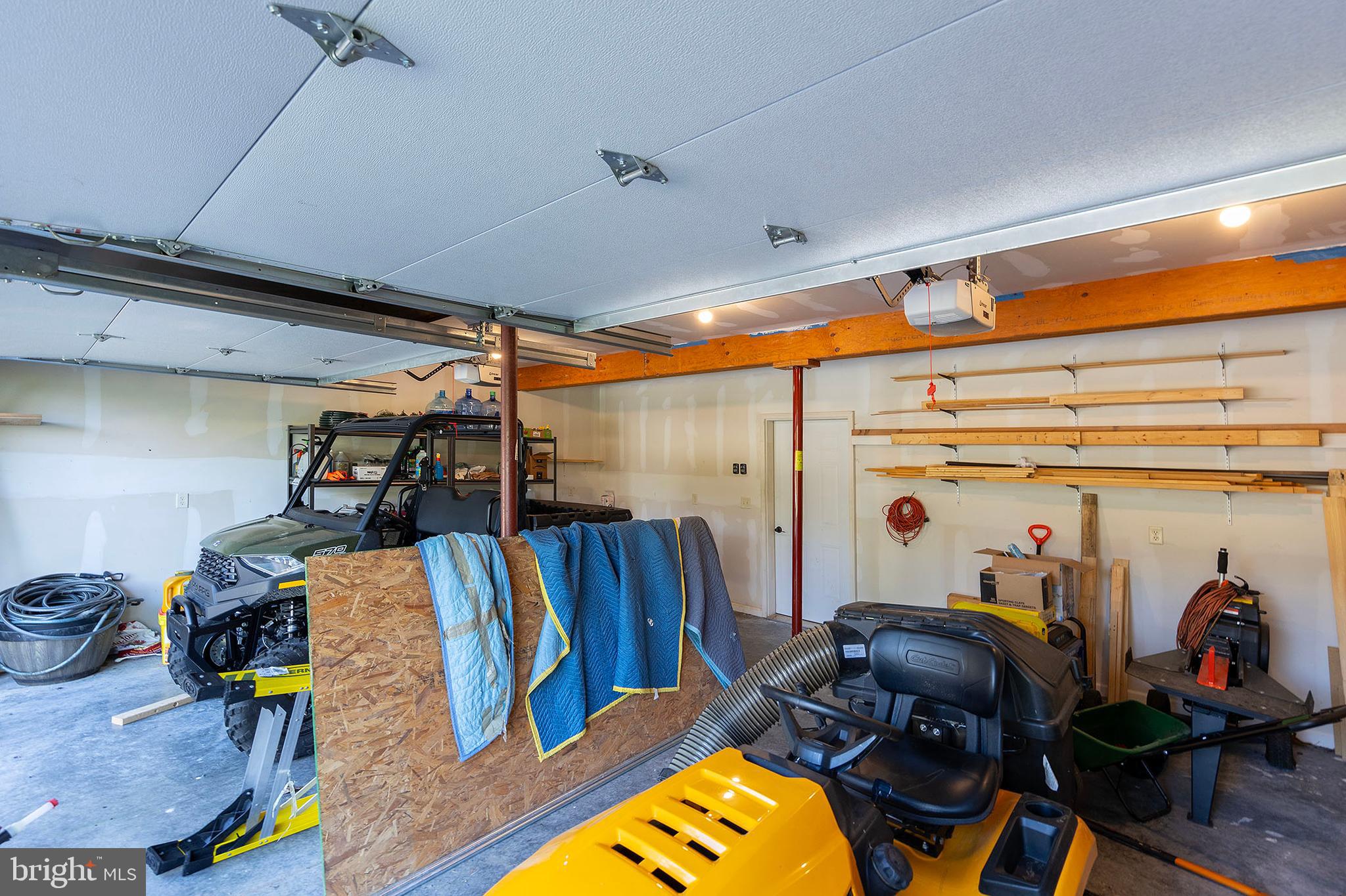 BLUFFS ON THE POTOMAC - Residential