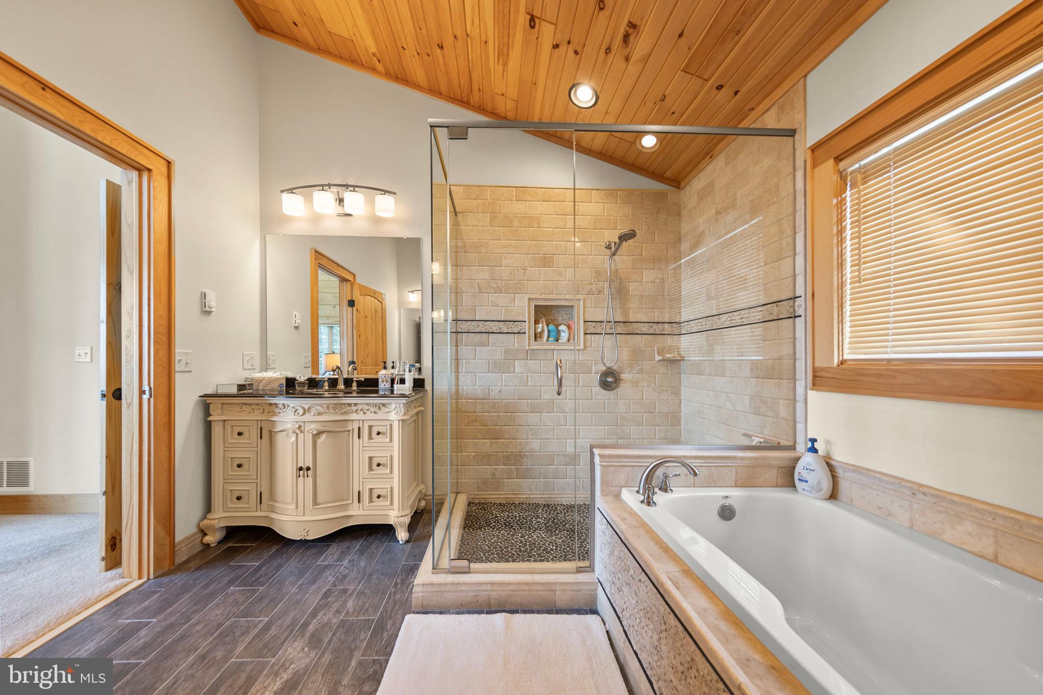 BLUFFS ON THE POTOMAC - Residential