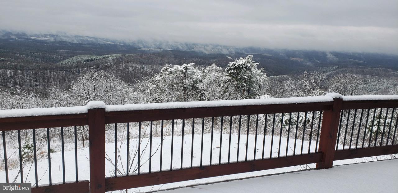 BLUFFS ON THE POTOMAC - Residential