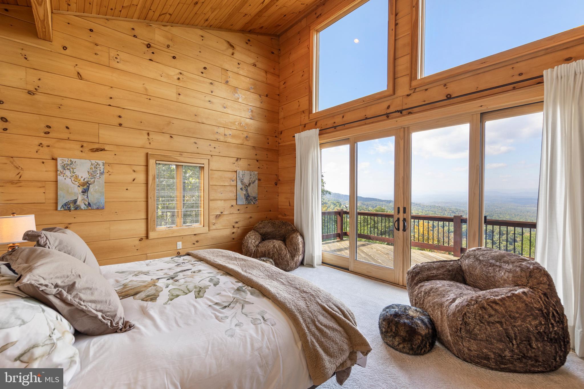 BLUFFS ON THE POTOMAC - Residential