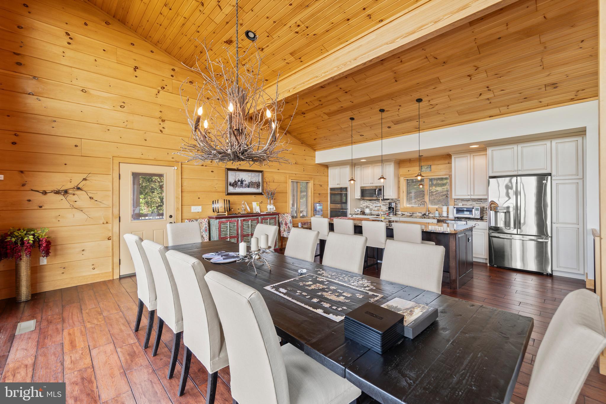 BLUFFS ON THE POTOMAC - Residential