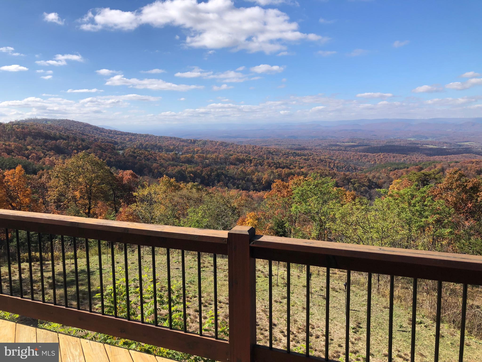 BLUFFS ON THE POTOMAC - Residential