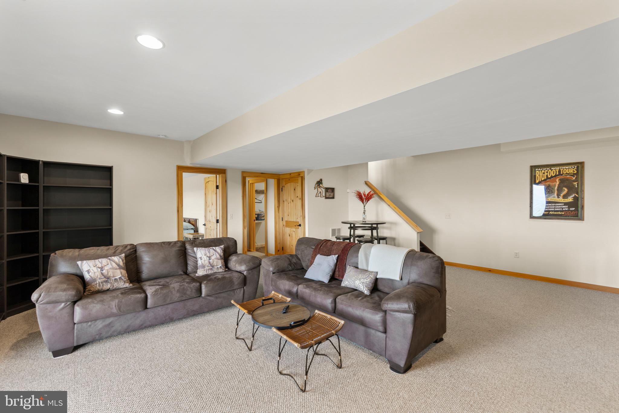 BLUFFS ON THE POTOMAC - Residential