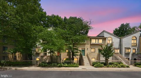 Photo of 11128 Boathouse Court #87, RESTON, VA 20191 (MLS # VAFX2326694)