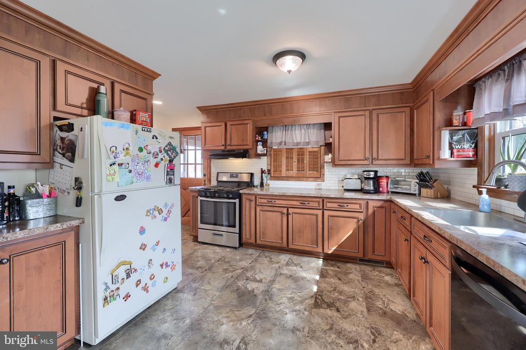 Photo of 850 E Main Street, MOUNT JOY, PA 17552 (MLS # PALA2065766)