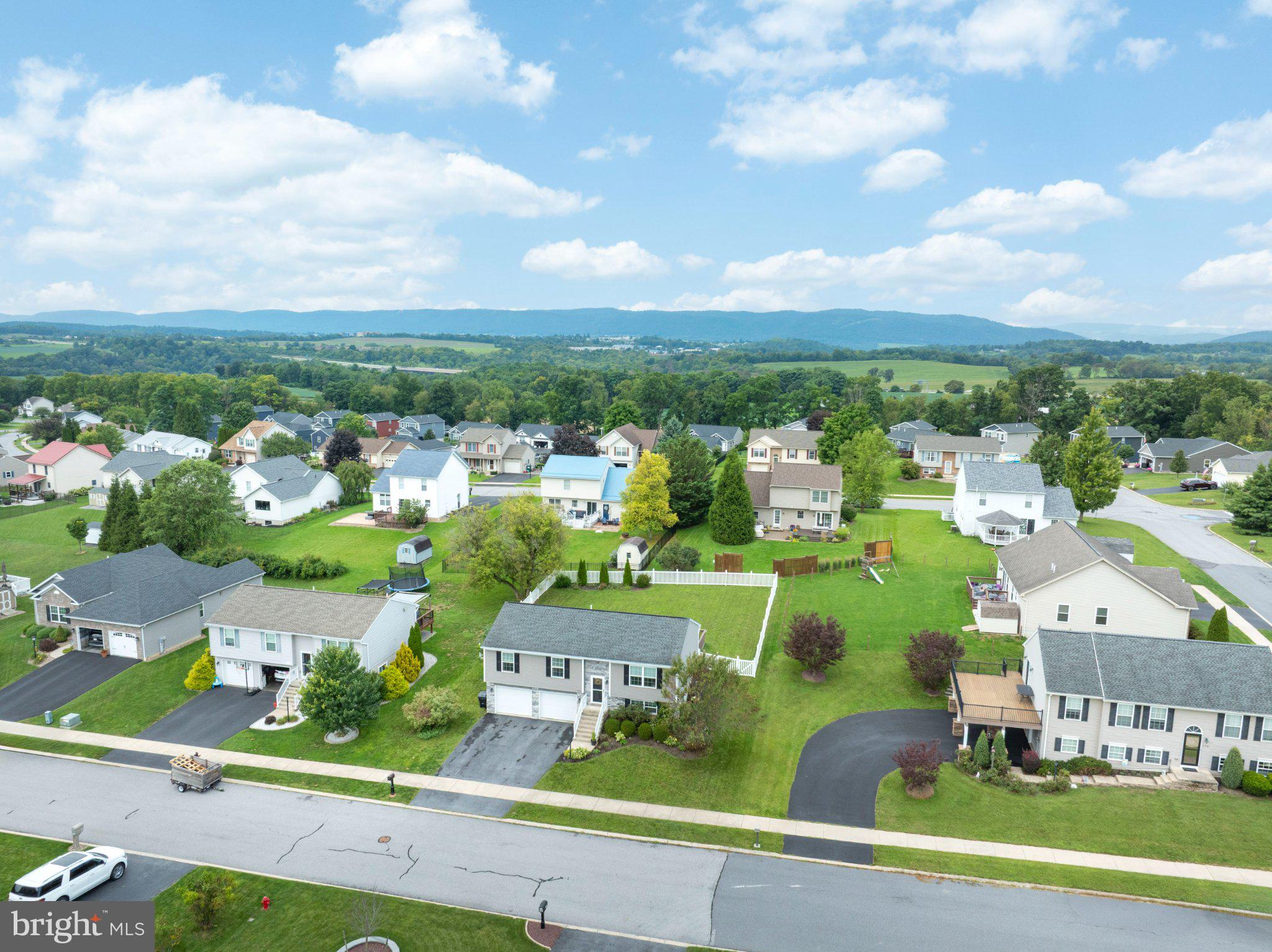 170 SHADY HOLLOW DRIVE
