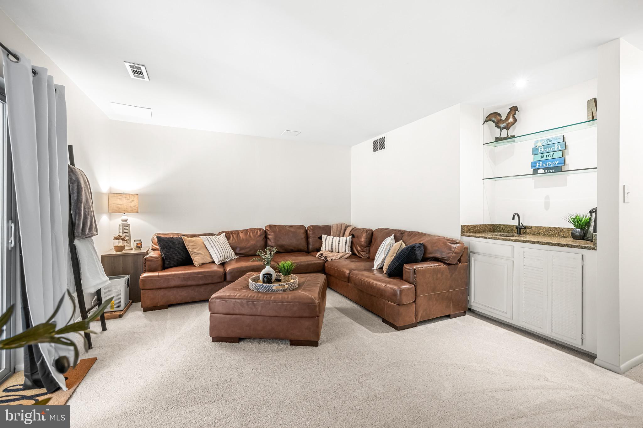 LOVETON FARMS - Residential