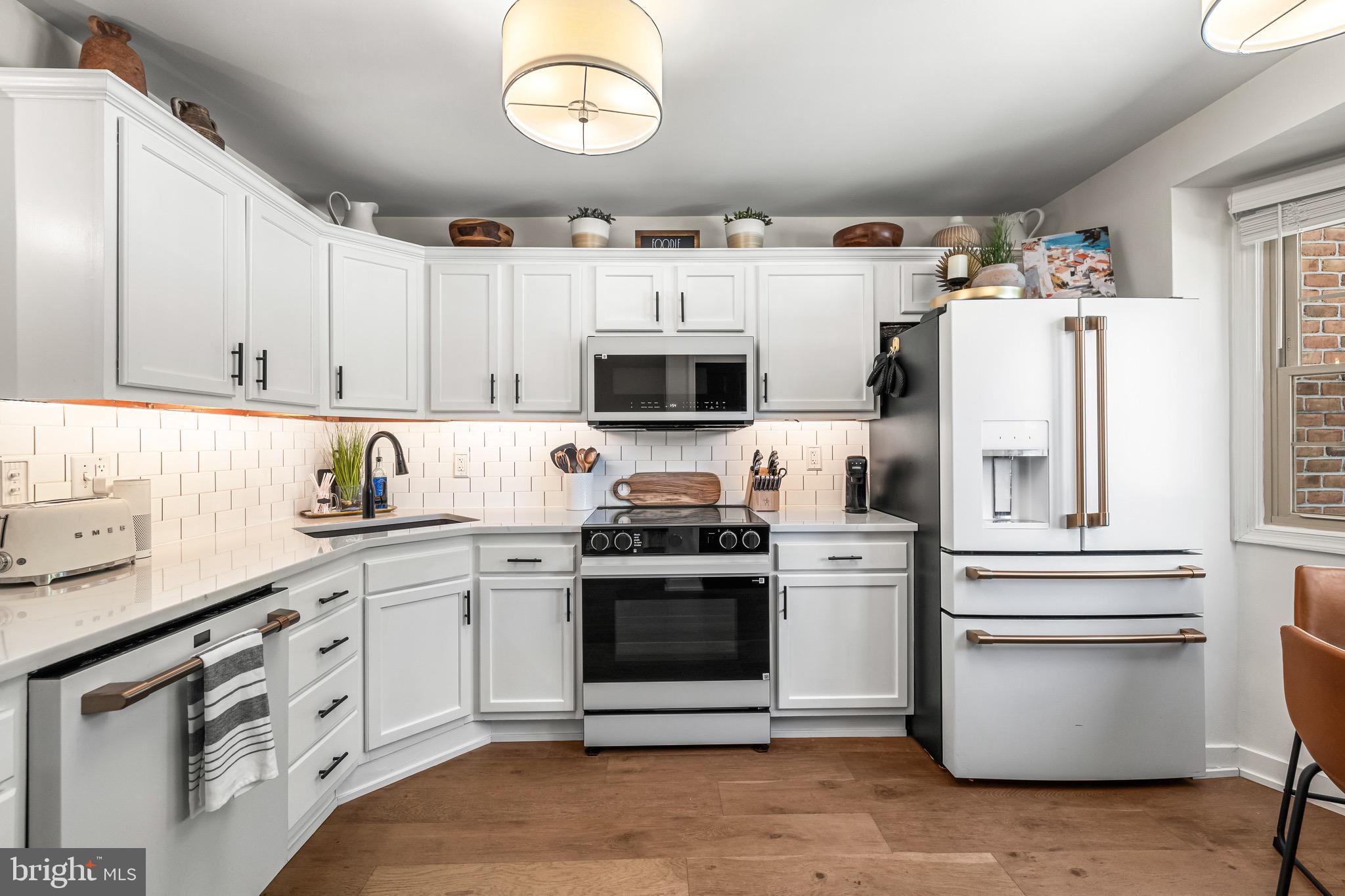 LOVETON FARMS - Residential
