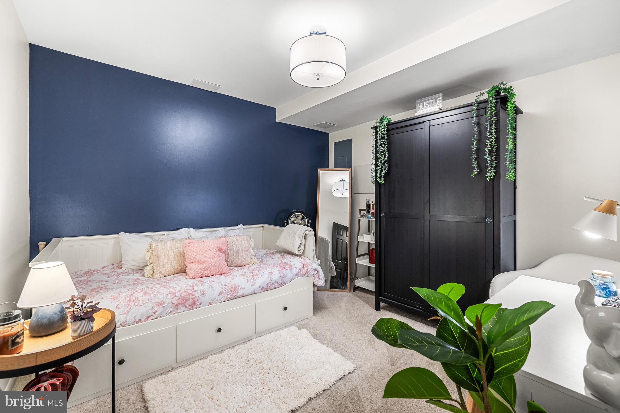 LOVETON FARMS - Residential