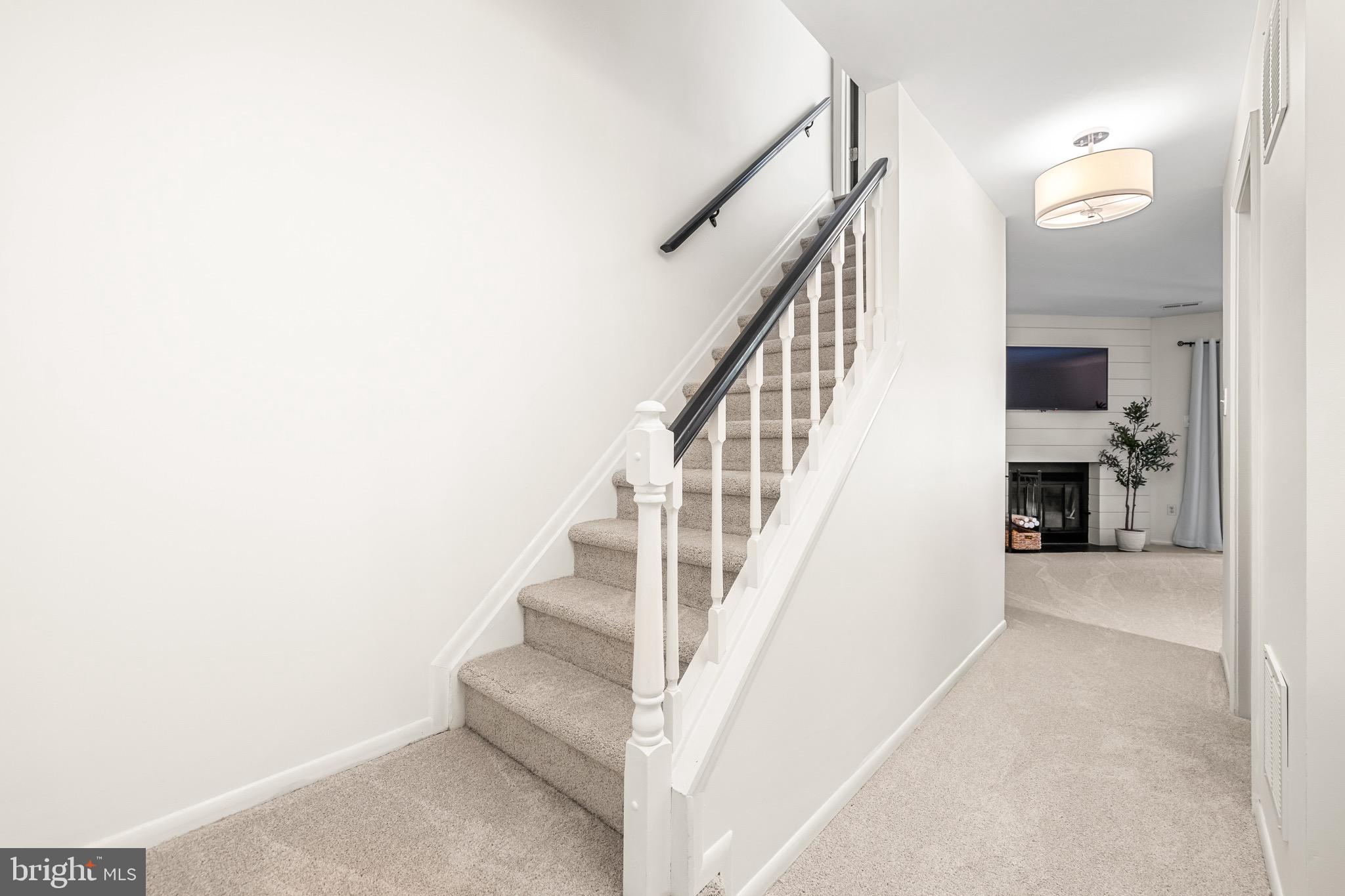 LOVETON FARMS - Residential