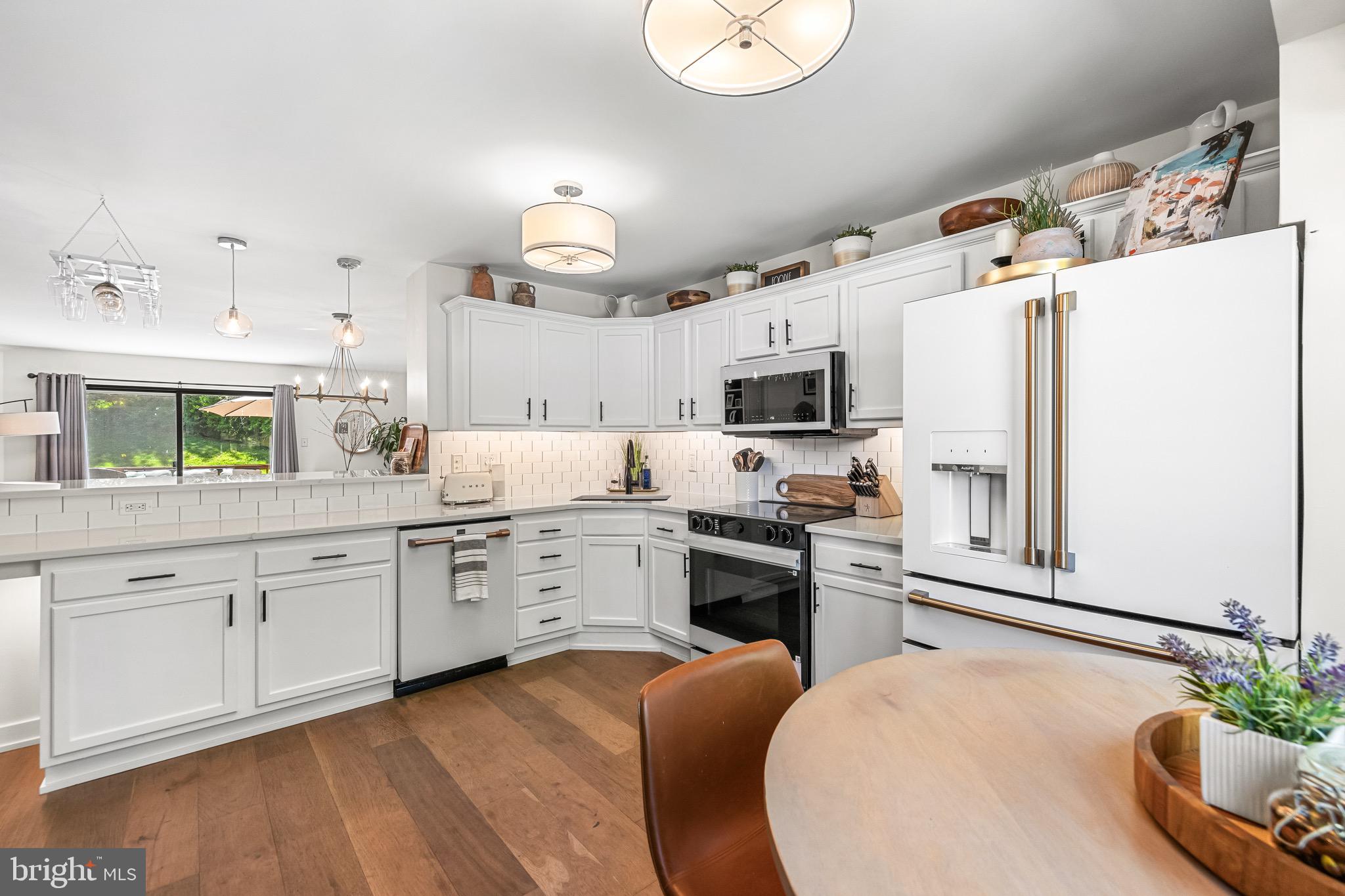 LOVETON FARMS - Residential