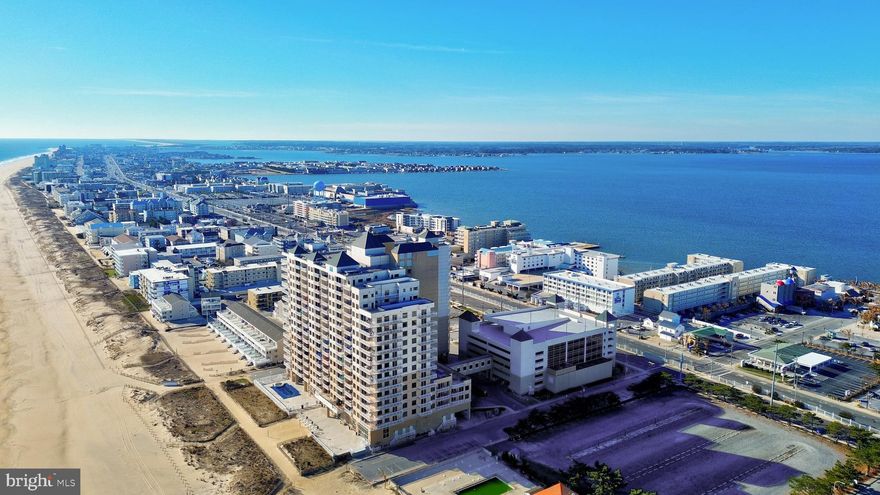 Your luxury ocean front penthouse in the exceptional Gateway Grand residence awaits.     This unit boasts one of a kind views for miles with 250 feet of pristine beach front property at your fingertips.     Exquisite primary suite features spa bathroom with double vanity,  marble finishes, soaking tub, and separate standing shower.     Second suite also features private bath and third bedroom features additional full detached bath,  you will never wait nor want in this condo.    Gourmet kitchen features like new appliances, custom lighting, and granite countertops.   You will love the light airy open layout with towering ceilings.   Icing on the cake is your private balcony for morning coffee or evening cocktails with ocean views for as far as the eye  can see.     Outside the walls of your private  escape you will enjoy the endless amities that come with life at the Gateway Grand.   Take advantage of the  club lounge, private terrace,  catering kitchen, indoor and outdoor pools, fitness center and more.   Two parking spot and storage units convey.    You do not want to miss this show stopping opportunity.