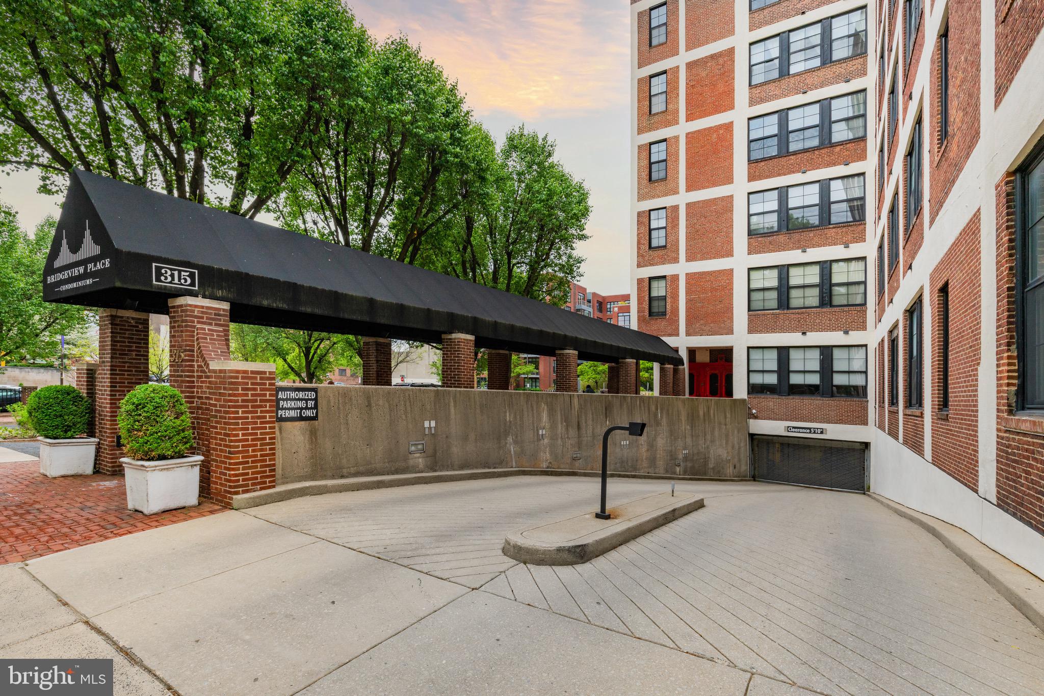 OLD CITY - Residential Lease