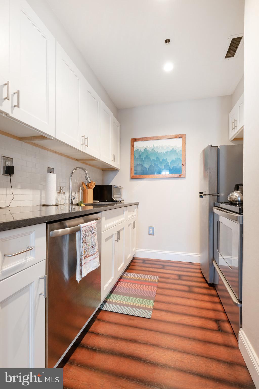OLD CITY - Residential Lease