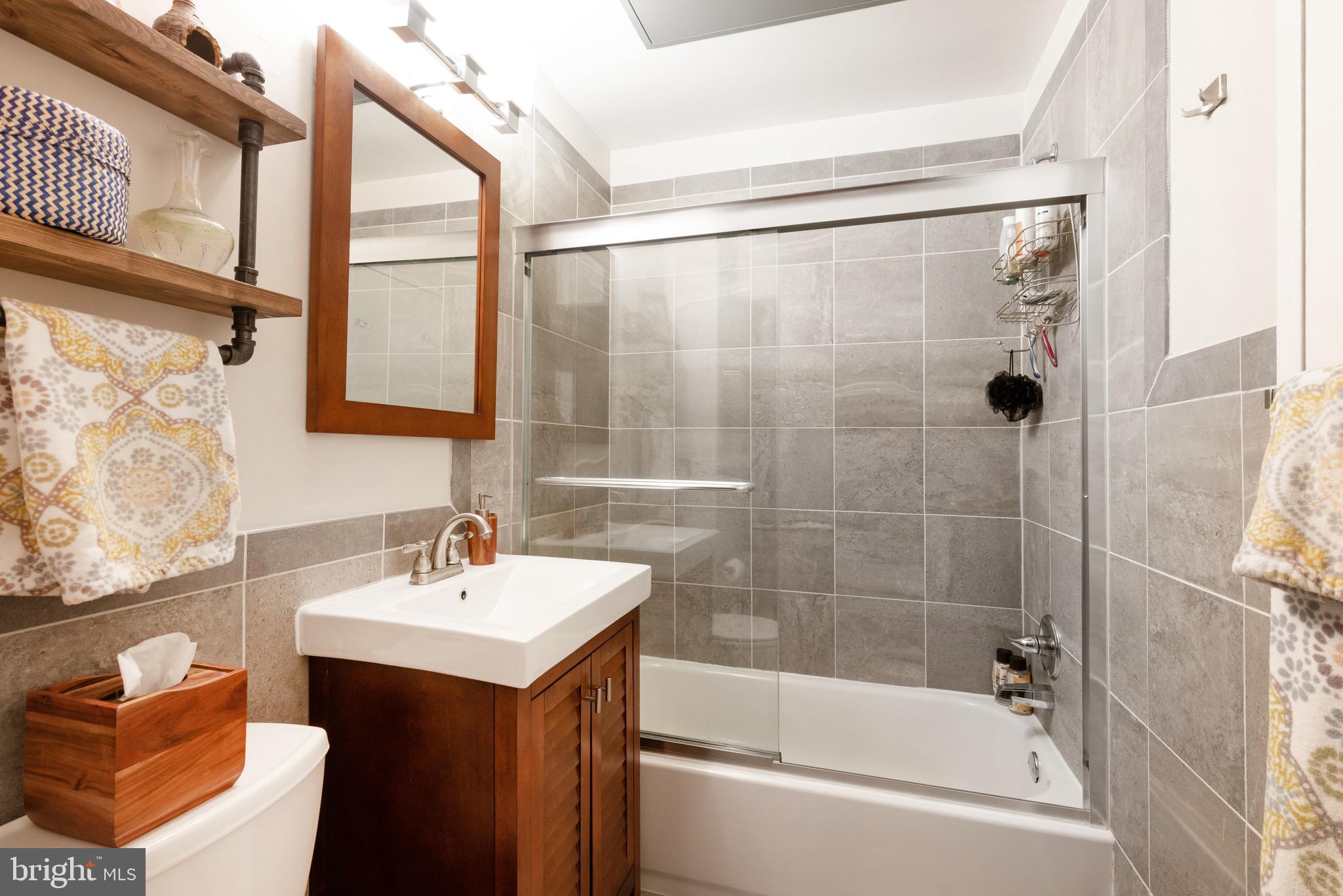 OLD CITY - Residential Lease