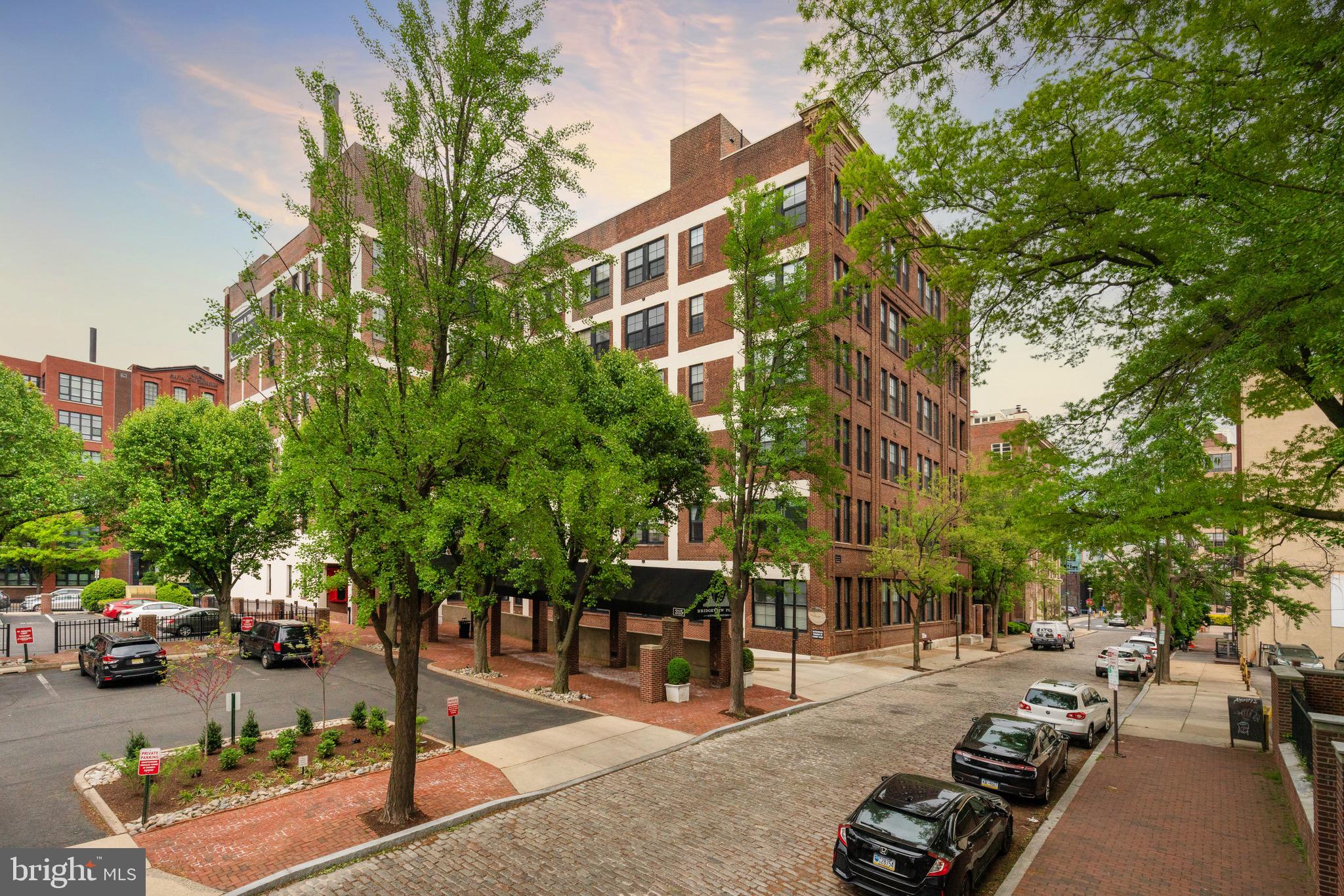 OLD CITY - Residential Lease