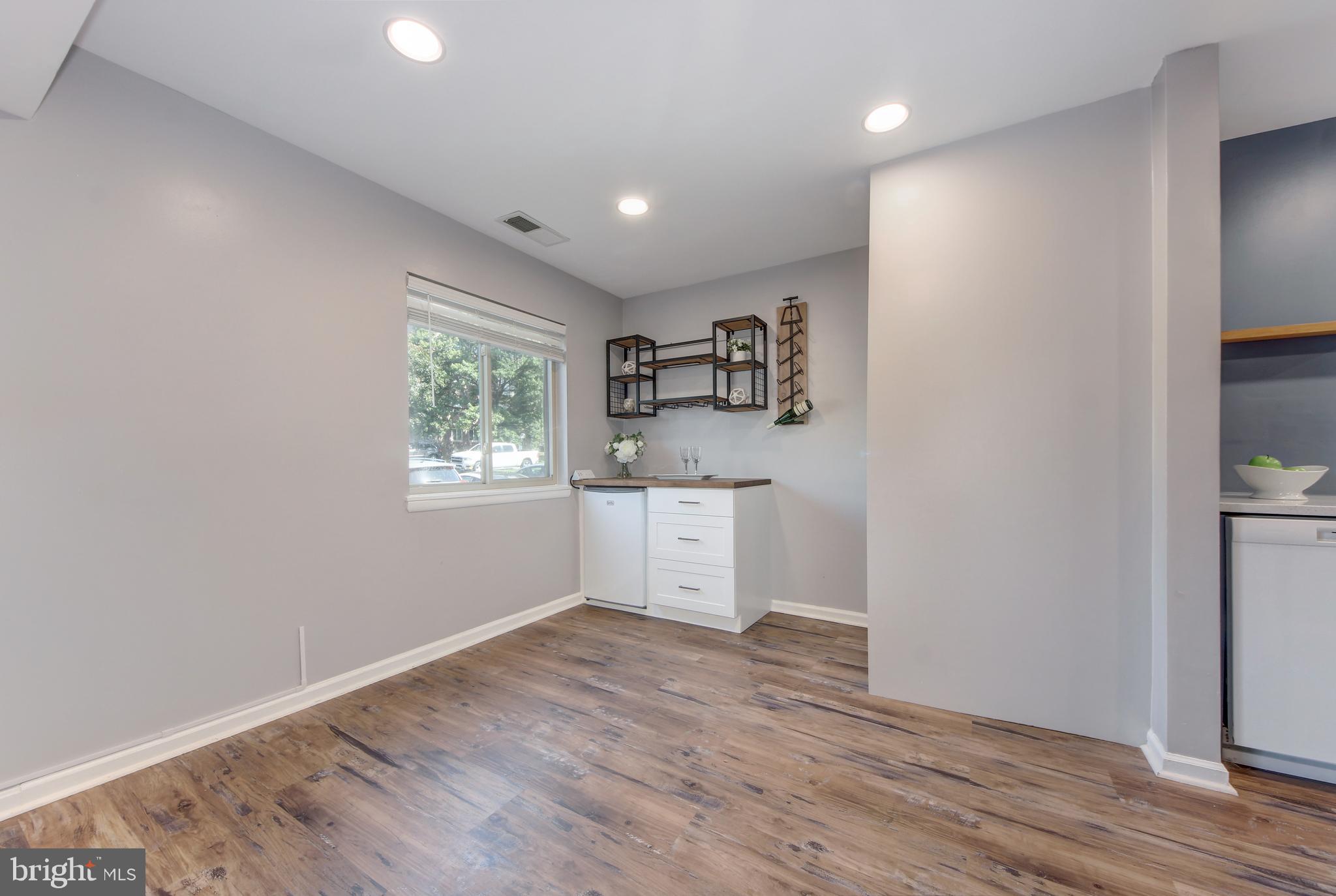 18714 WALKERS CHOICE ROAD 18714