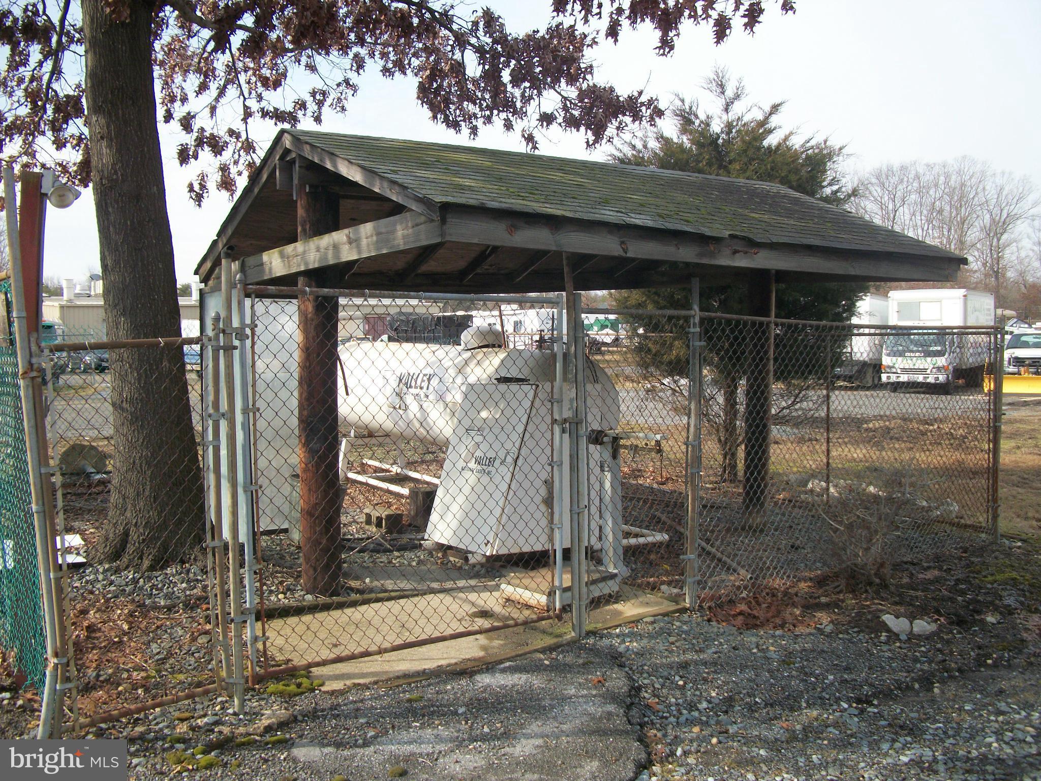ACCOKEEK - Commercial Sale