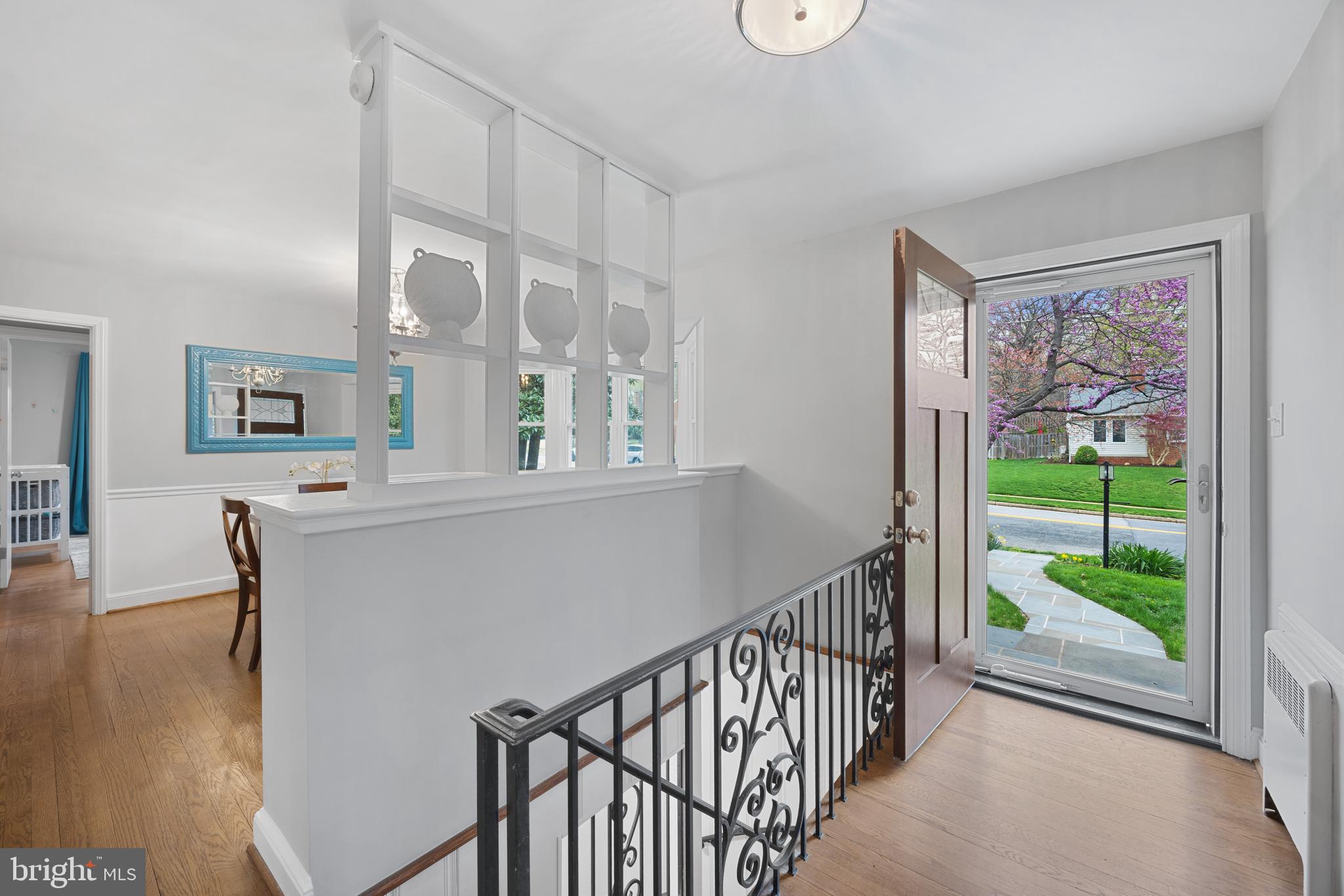 BUCKNELL MANOR - Residential