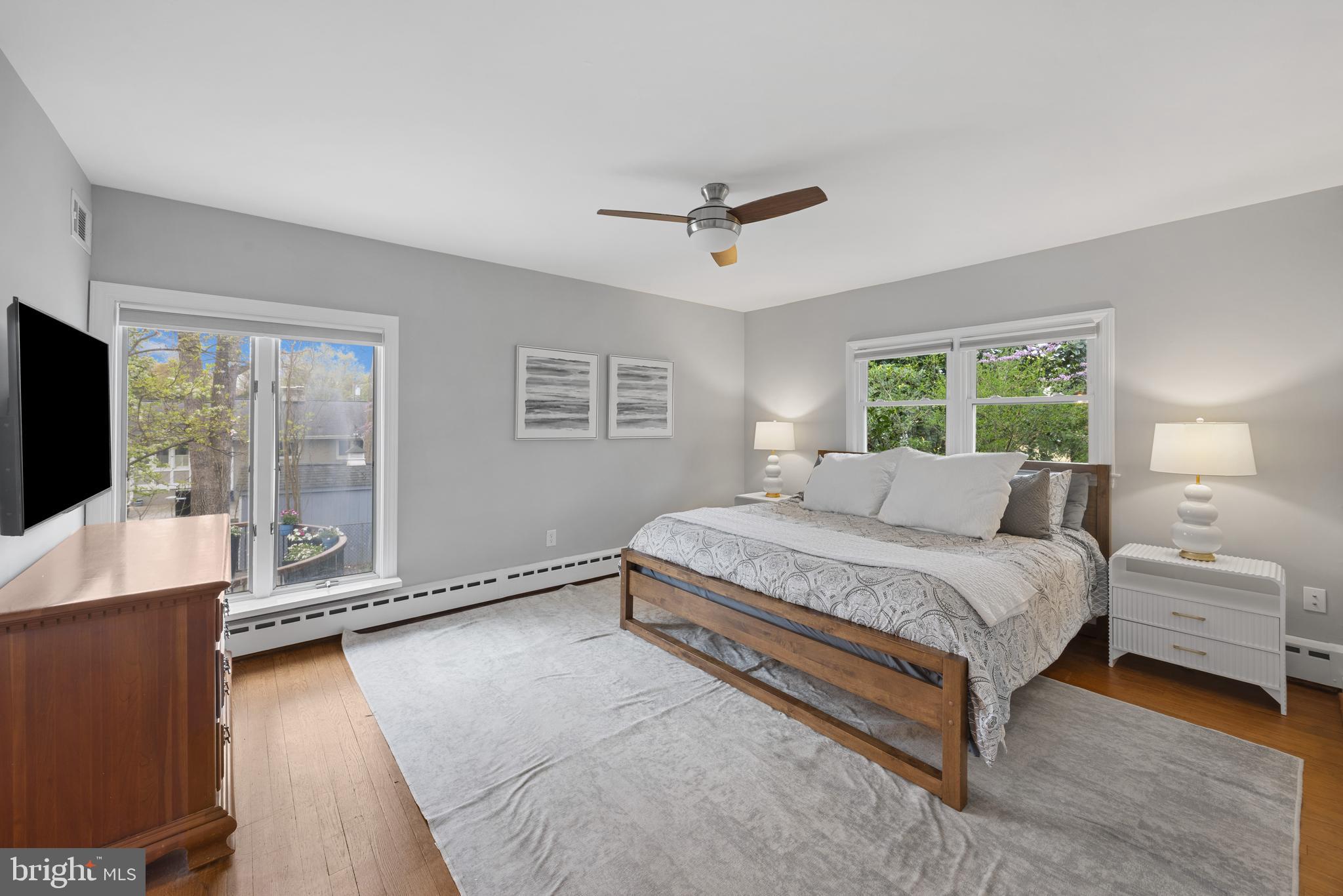 BUCKNELL MANOR - Residential