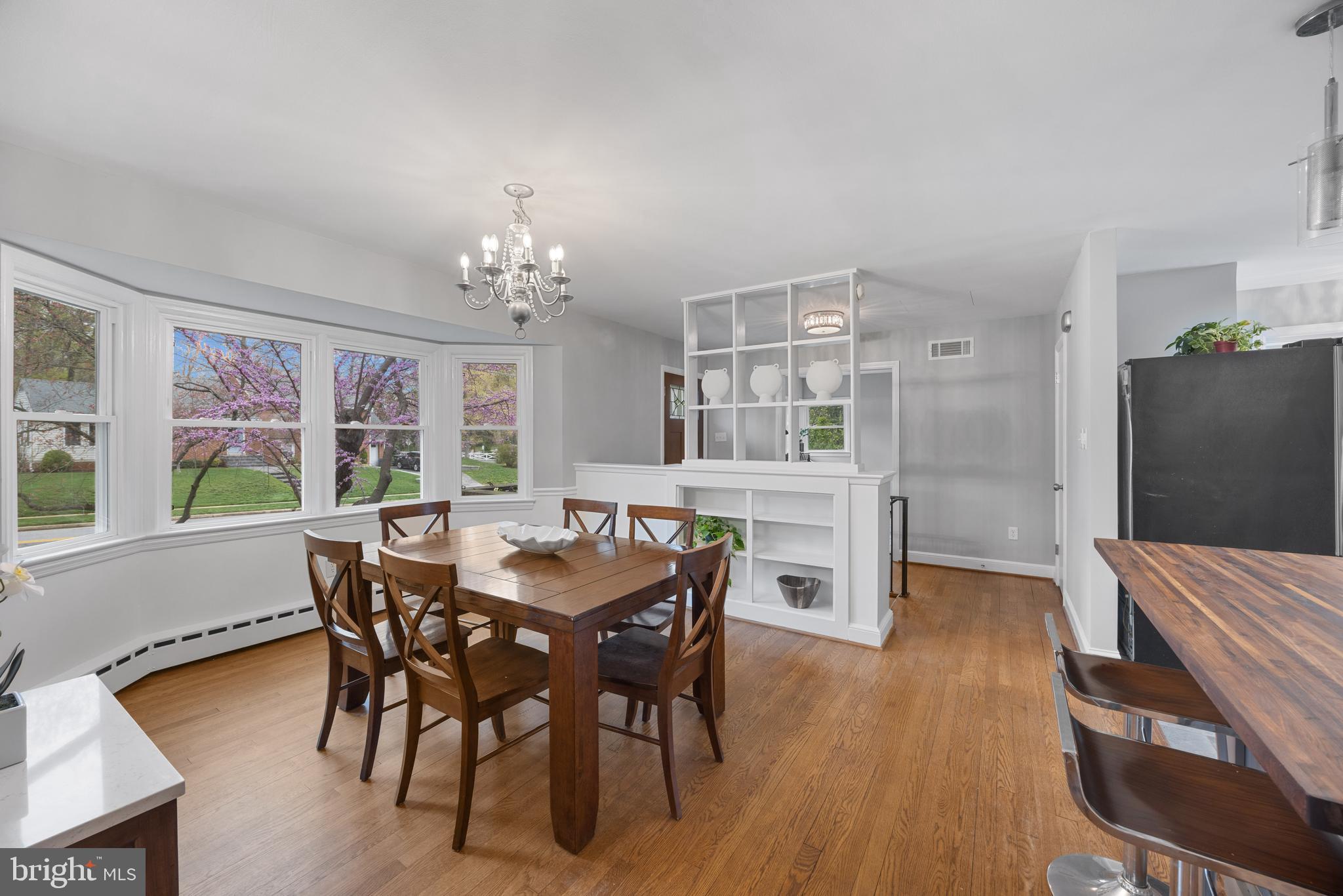 BUCKNELL MANOR - Residential