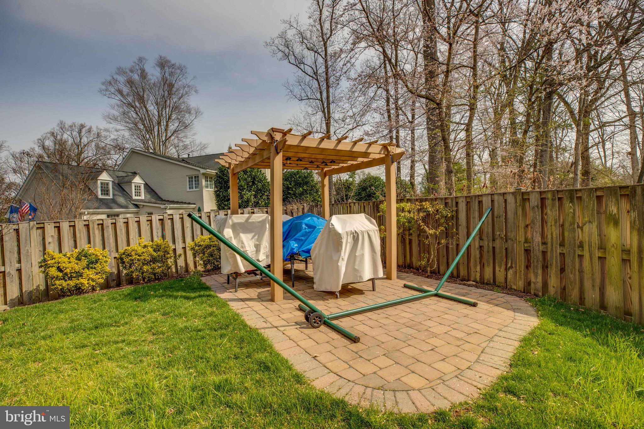 CHESTERBROOK WOODS - Residential