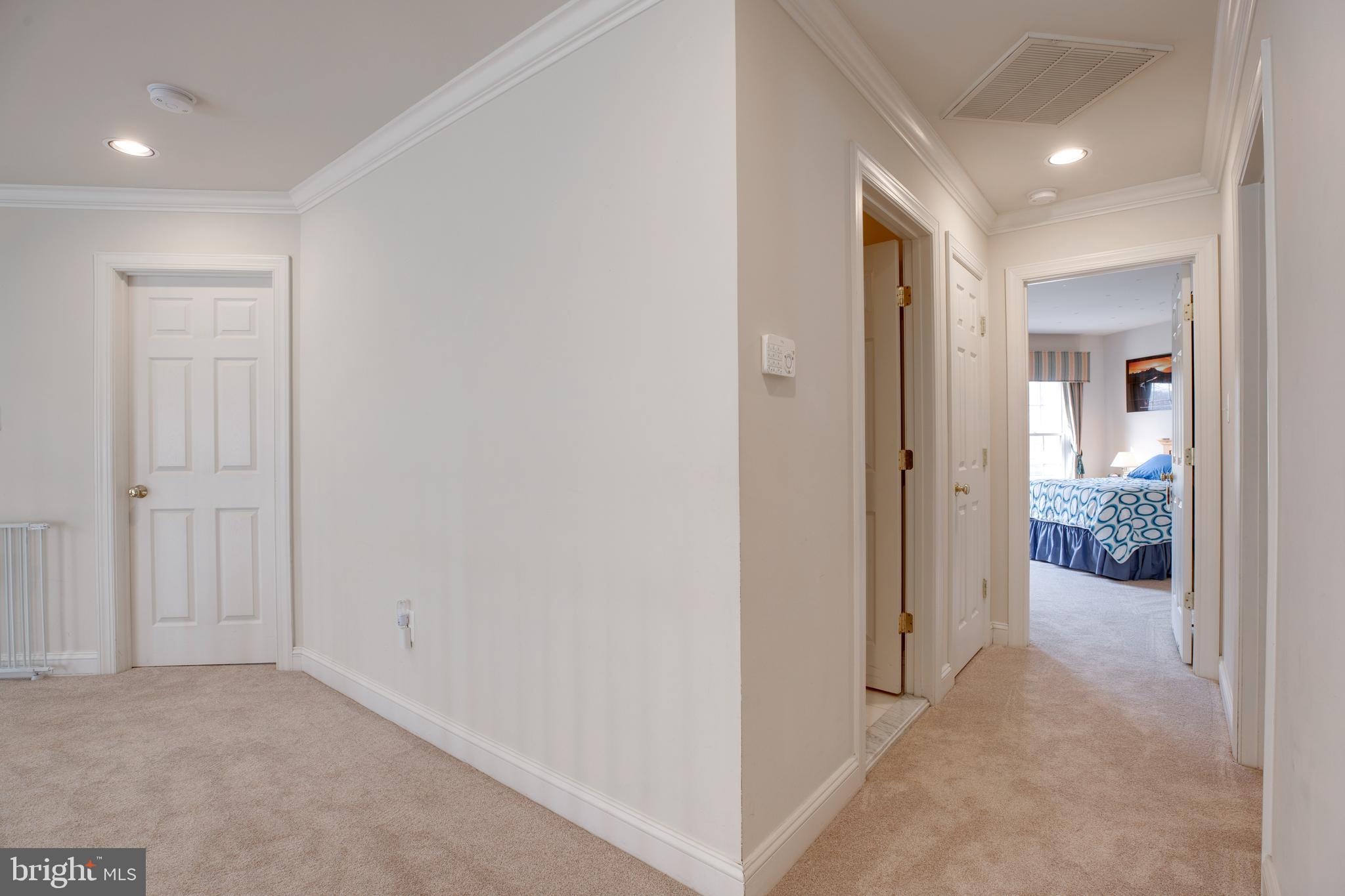 CHESTERBROOK WOODS - Residential