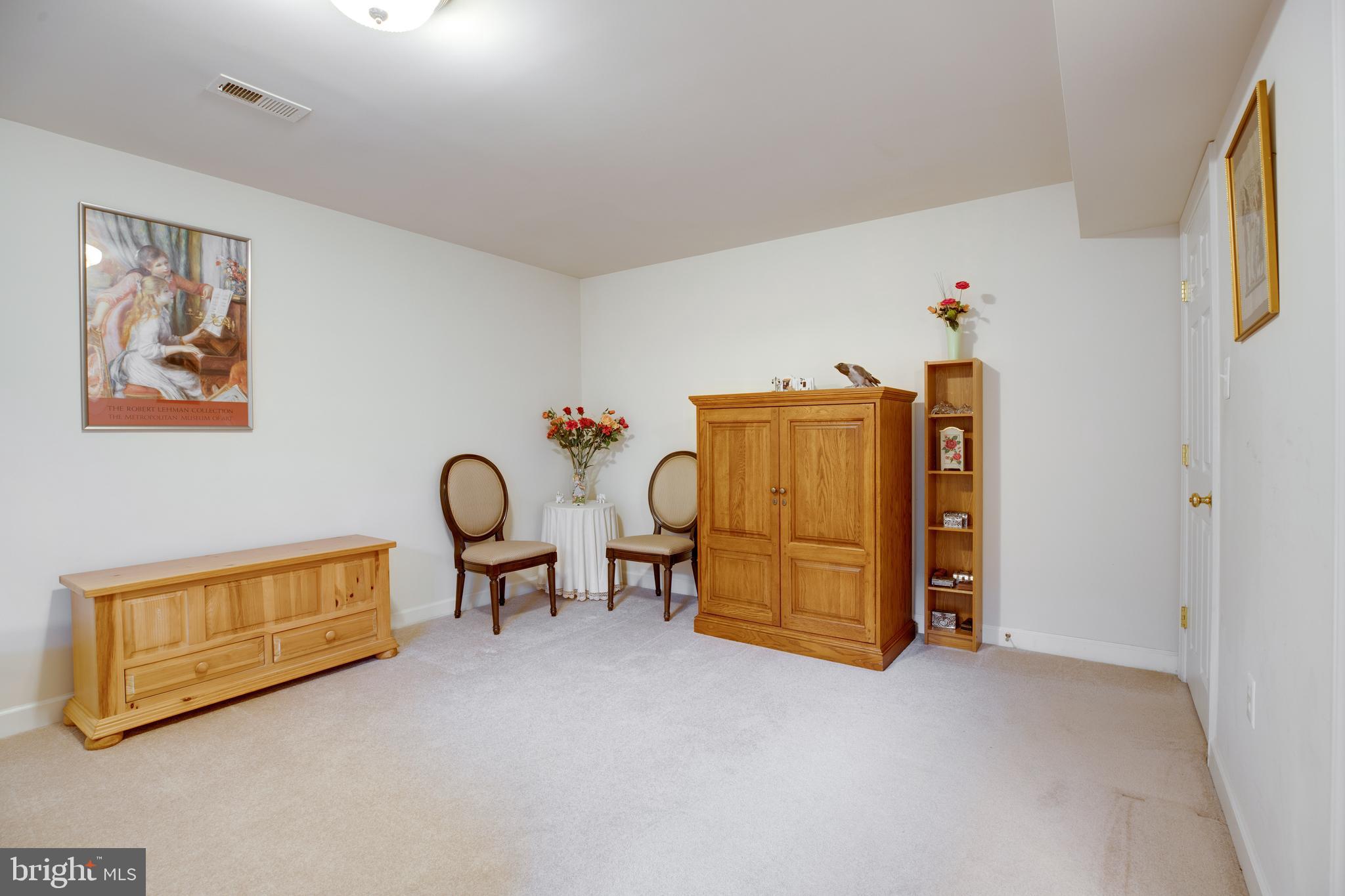 CHESTERBROOK WOODS - Residential