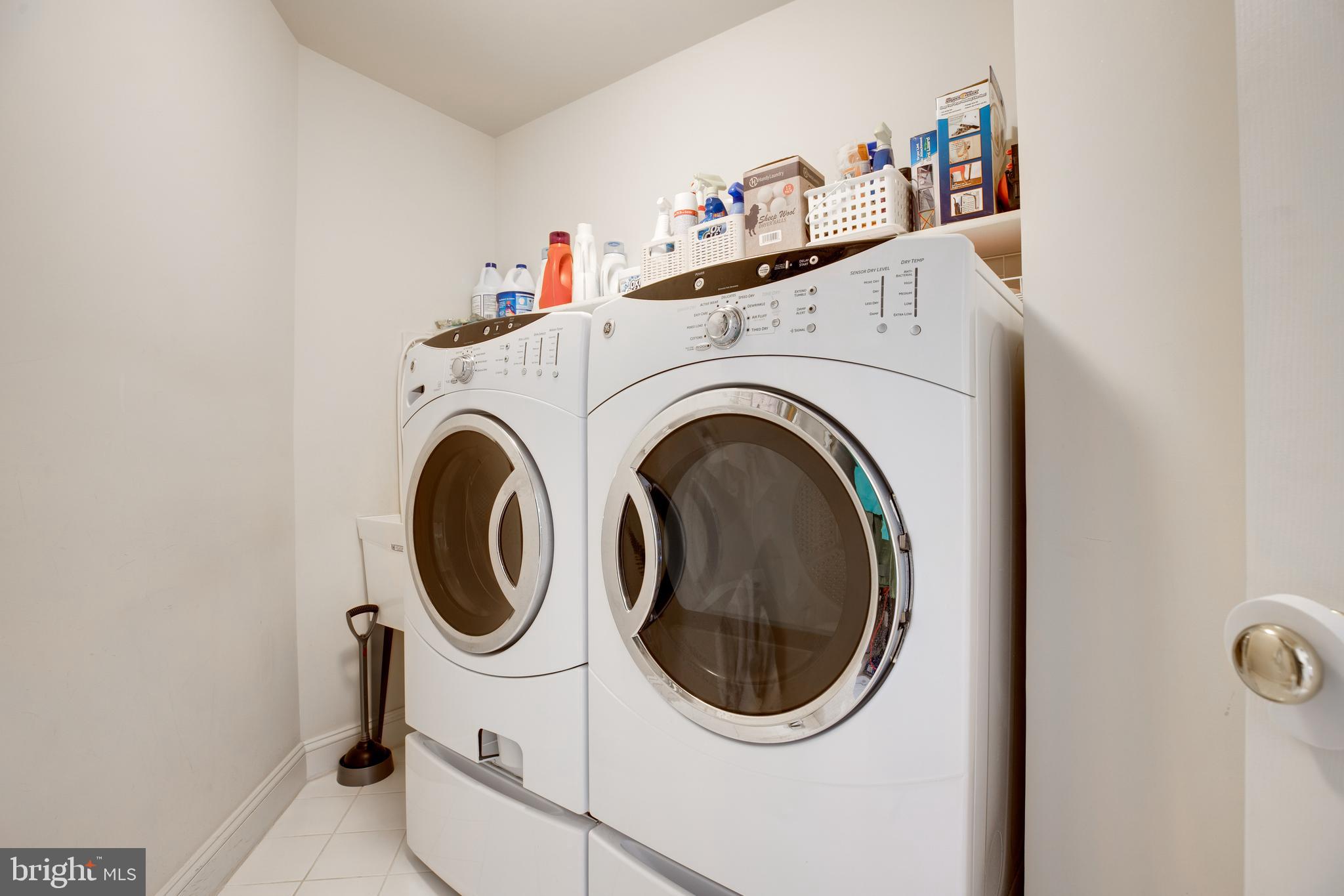 CHESTERBROOK WOODS - Residential