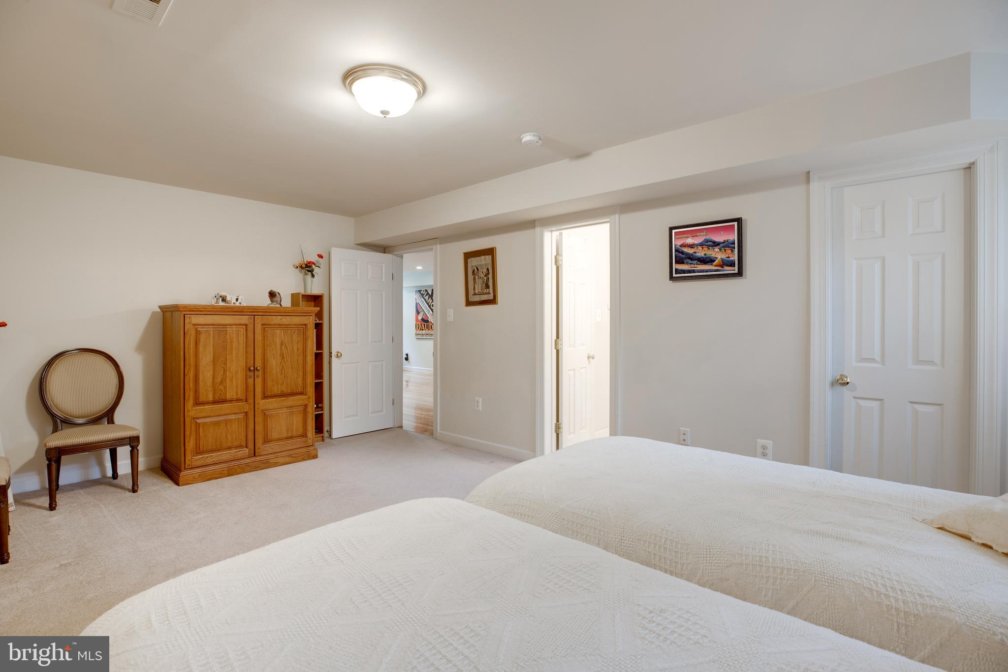 CHESTERBROOK WOODS - Residential