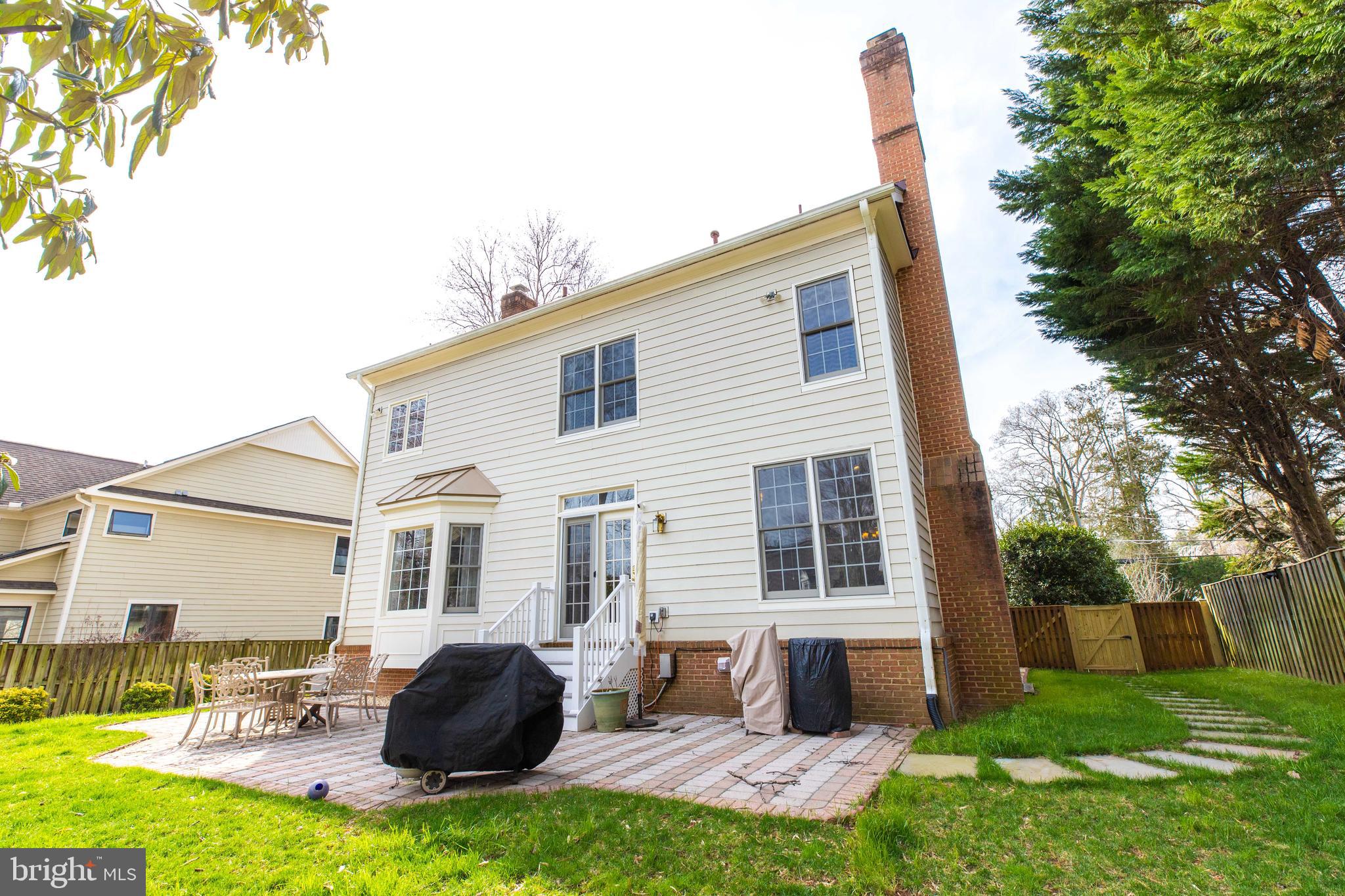 CHESTERBROOK WOODS - Residential