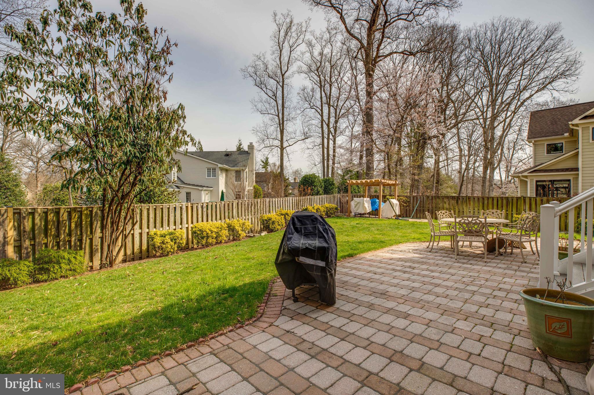 CHESTERBROOK WOODS - Residential