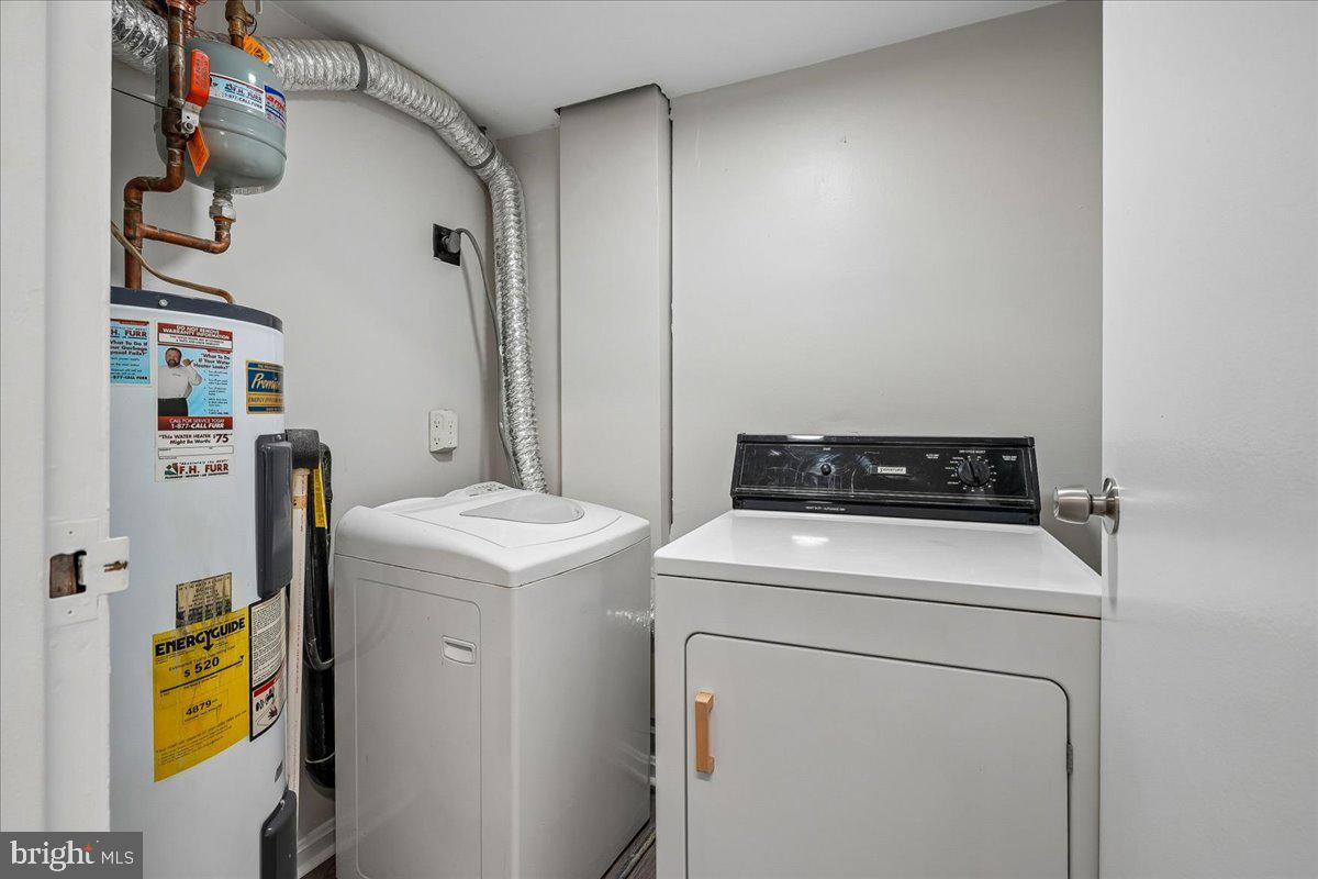 TERRACE TOWNE HOMES OF GUNSTON - Residential