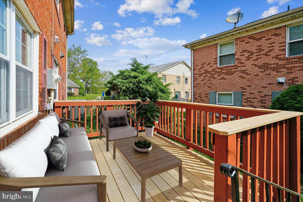 TERRACE TOWNE HOMES OF GUNSTON - Residential