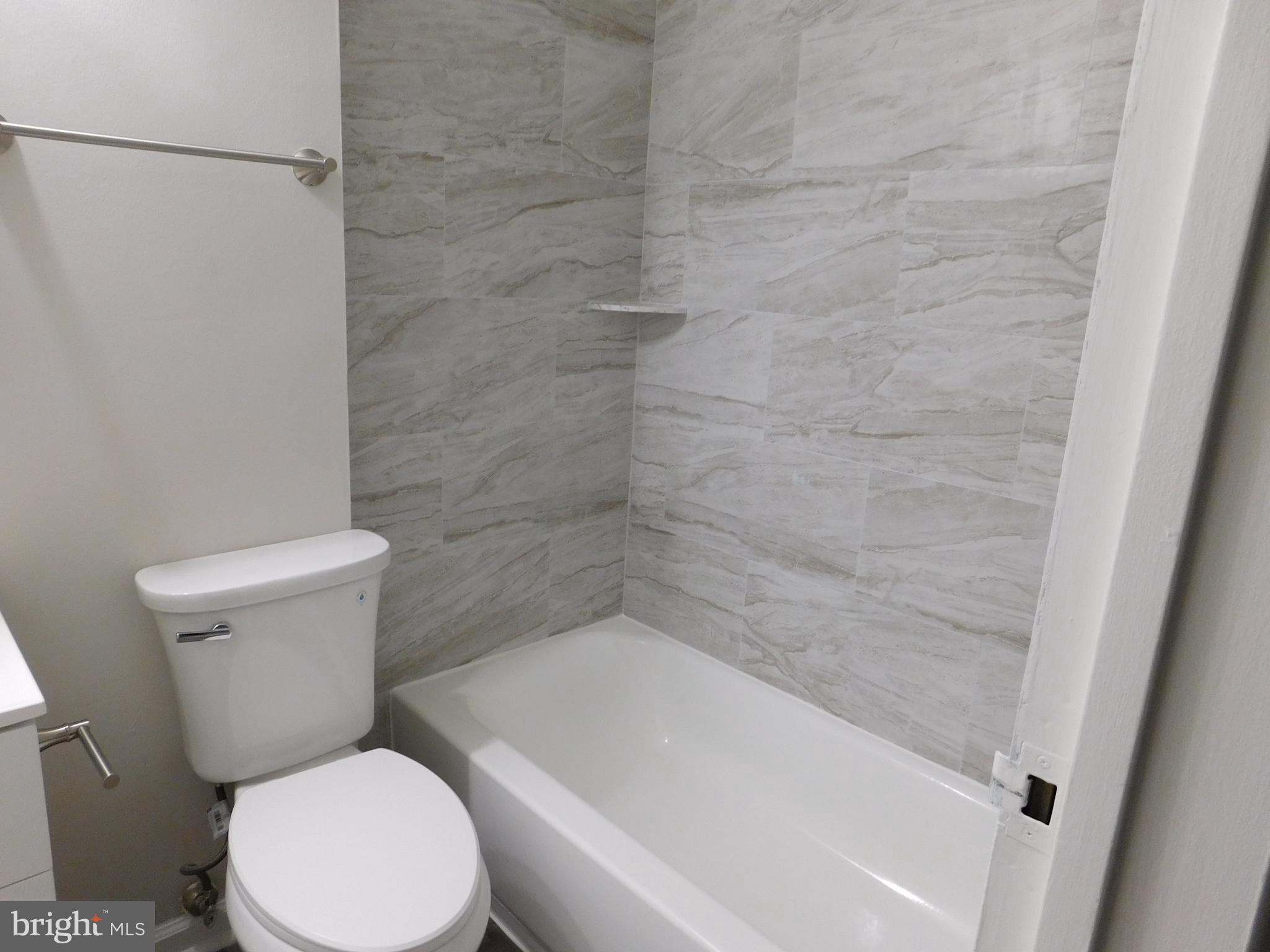 TERRACE TOWNE HOMES OF GUNSTON - Residential