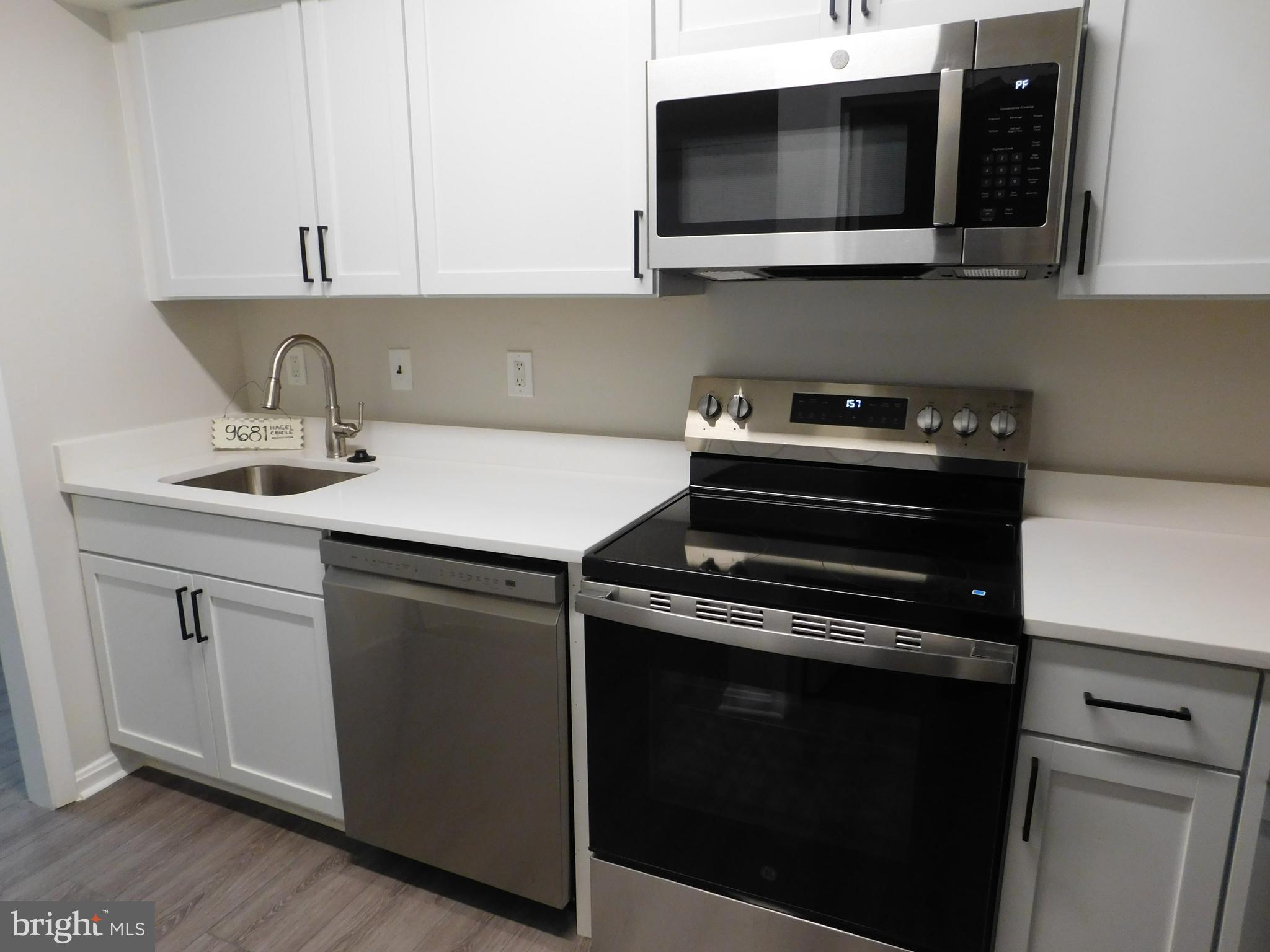 TERRACE TOWNE HOMES OF GUNSTON - Residential