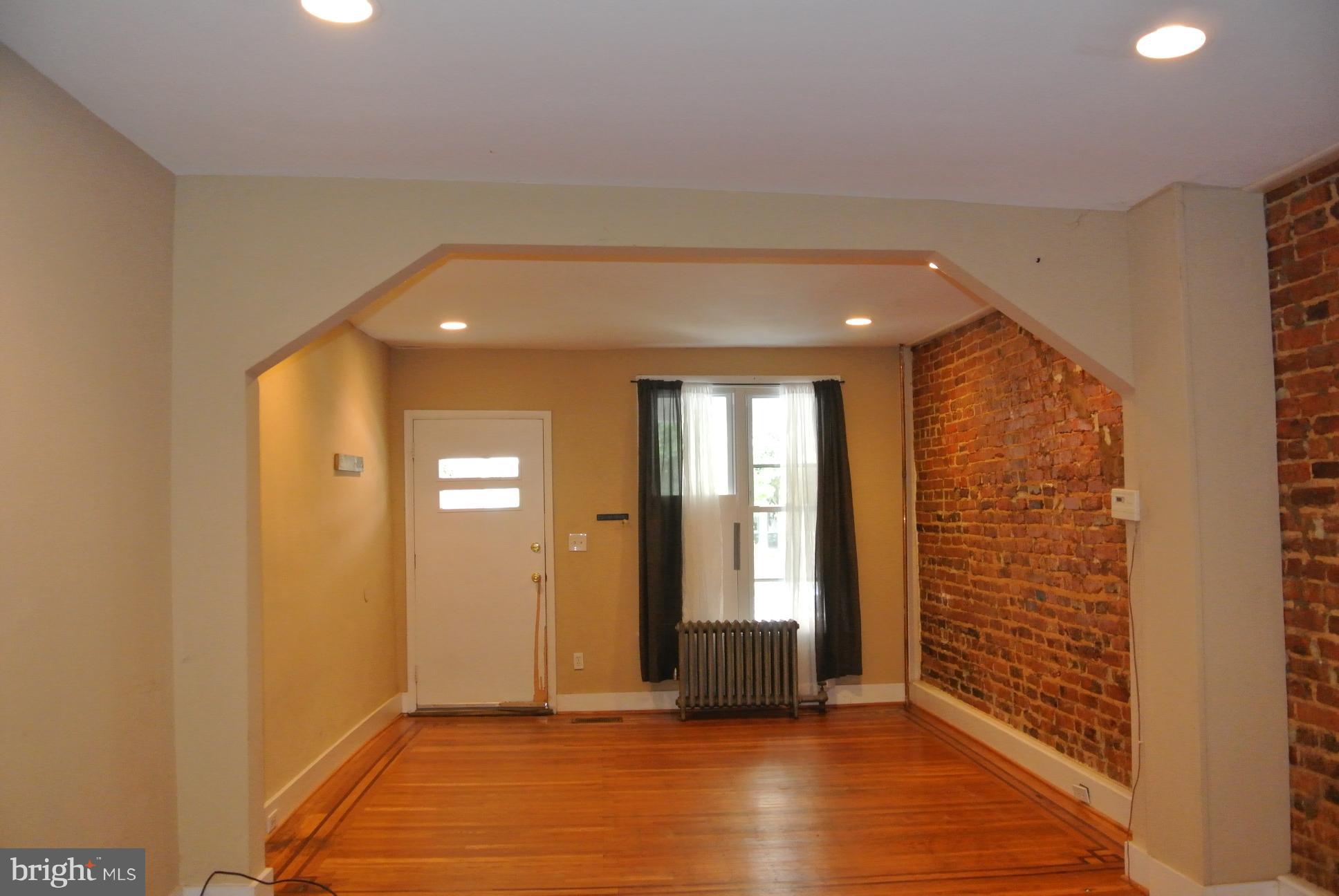 HAMPDEN HISTORIC DISTRICT - Residential Lease