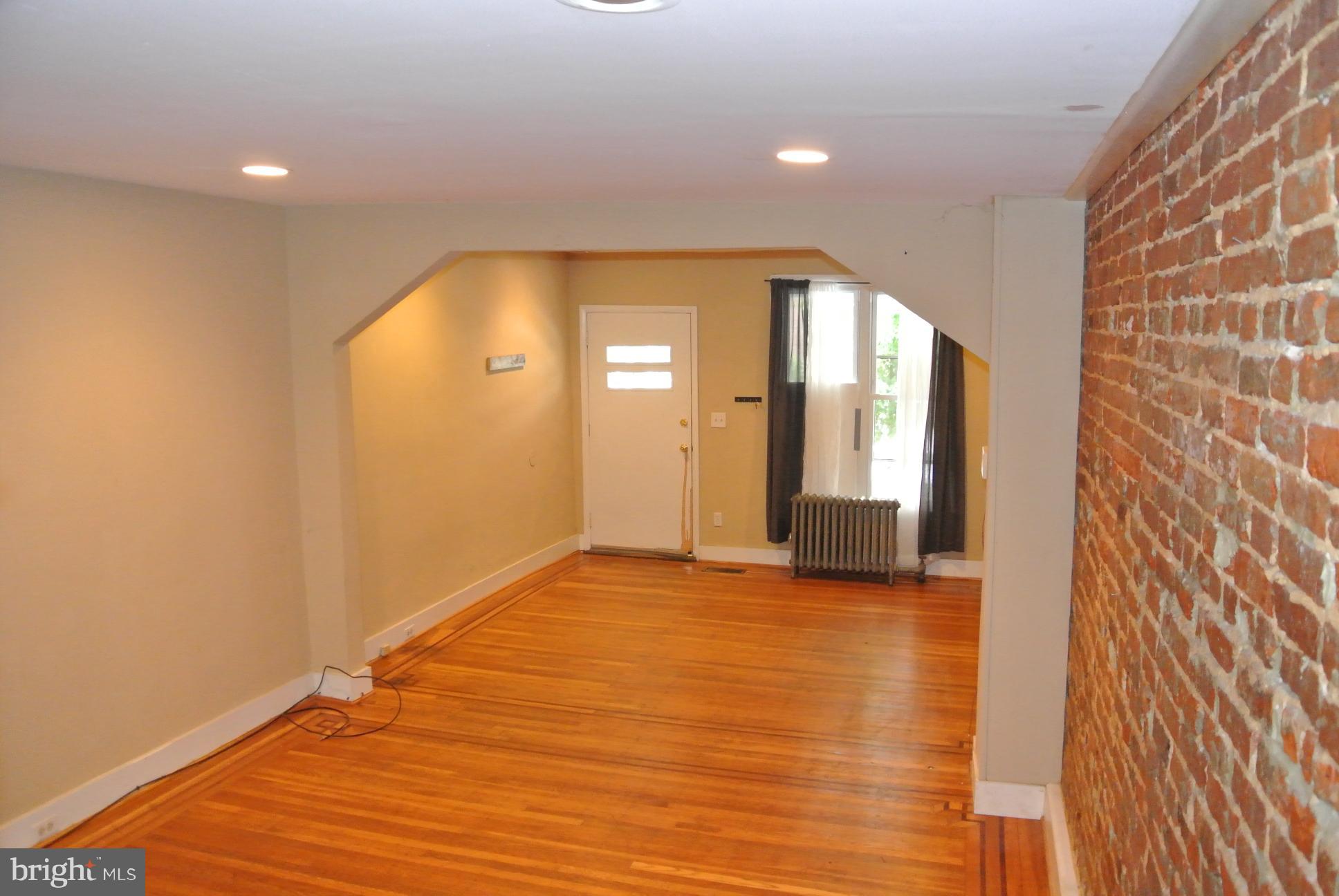 HAMPDEN HISTORIC DISTRICT - Residential Lease