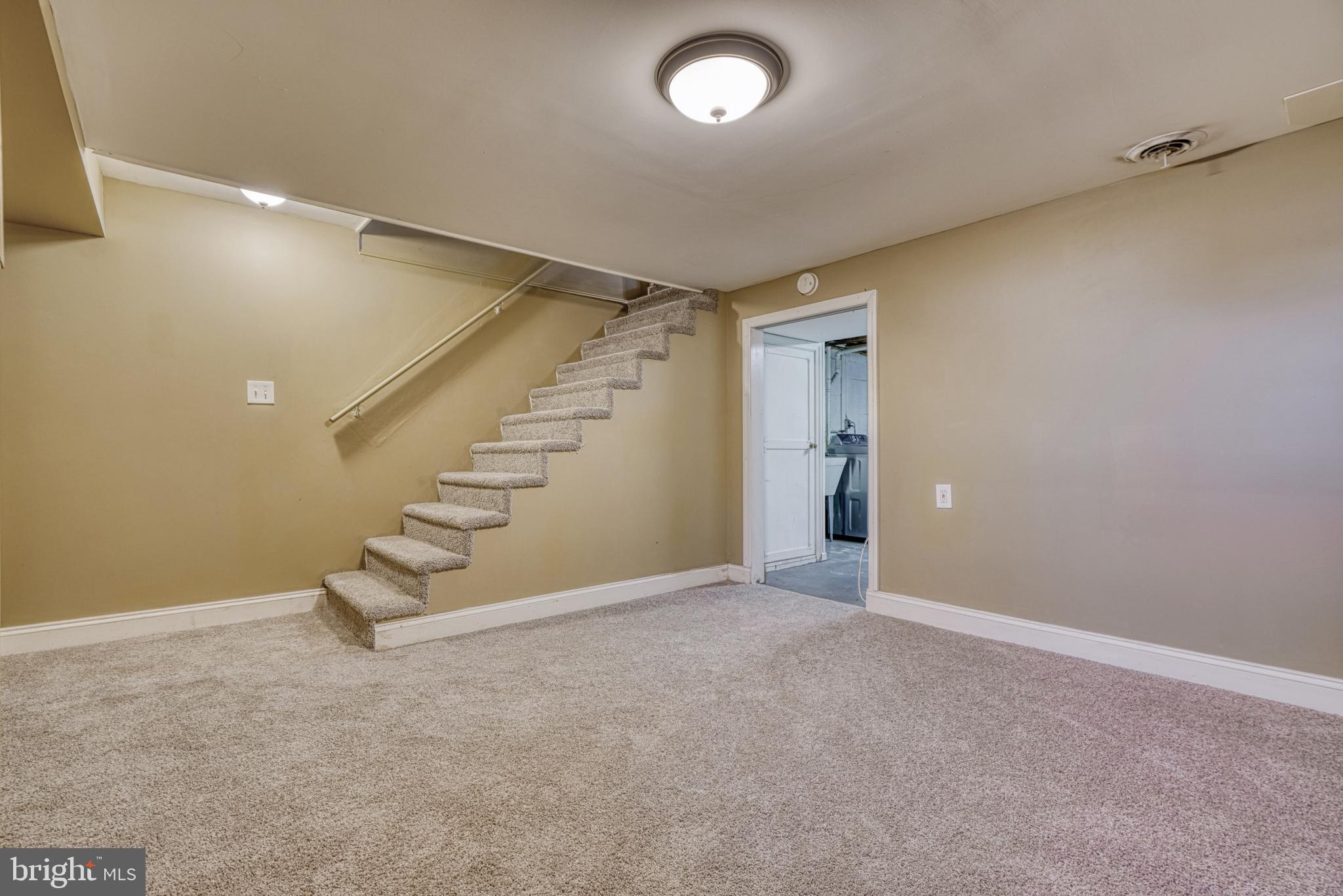 MERRITT HOMES - Residential