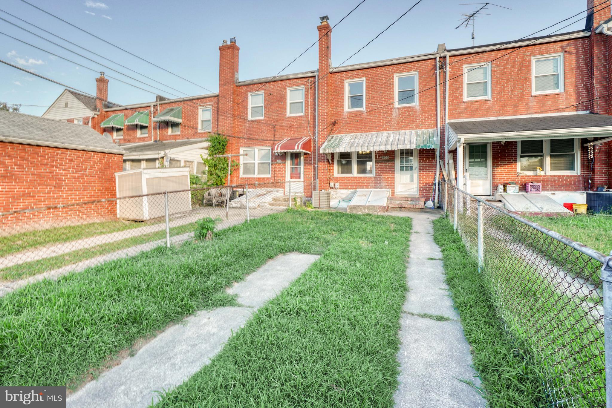 MERRITT HOMES - Residential