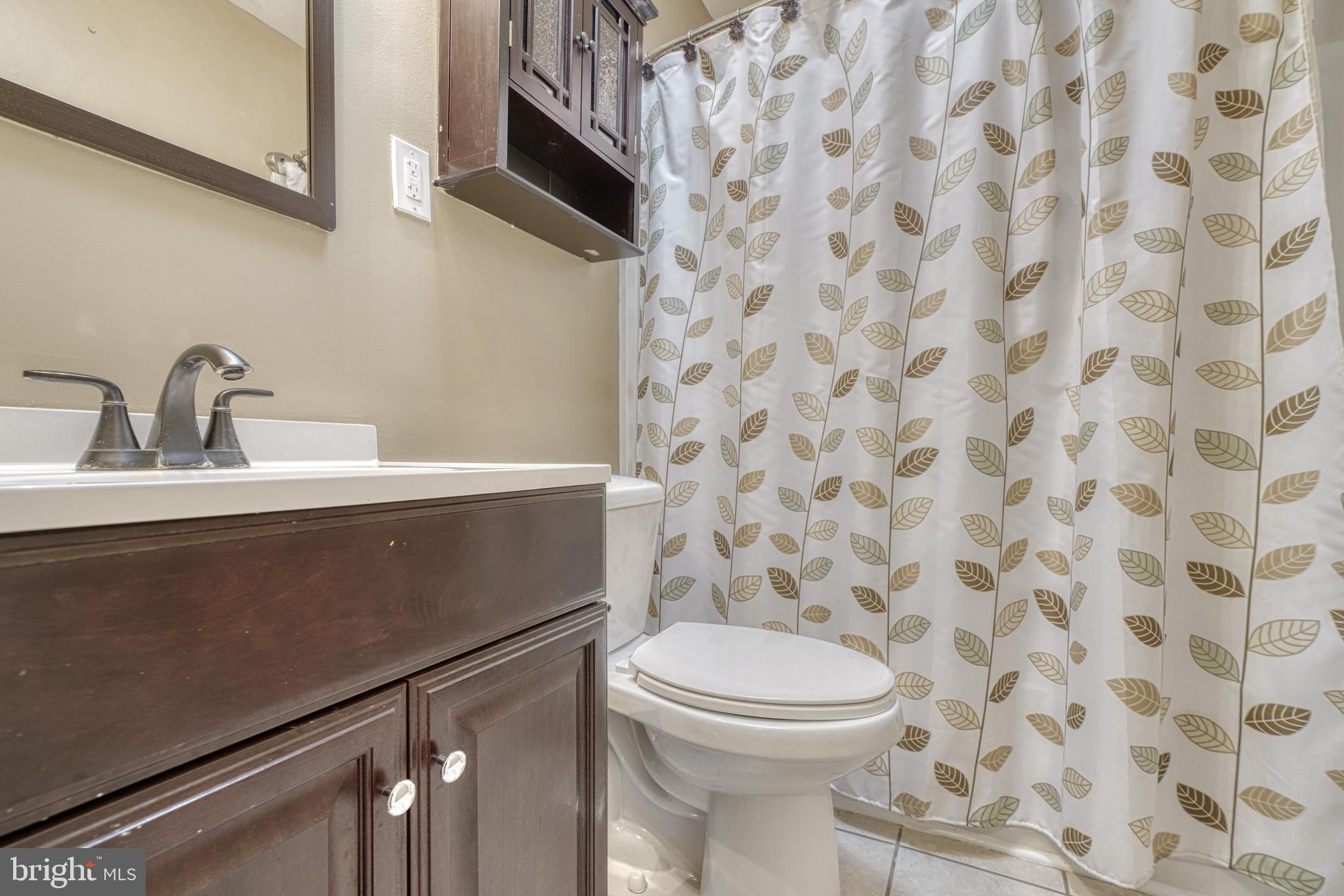 MERRITT HOMES - Residential