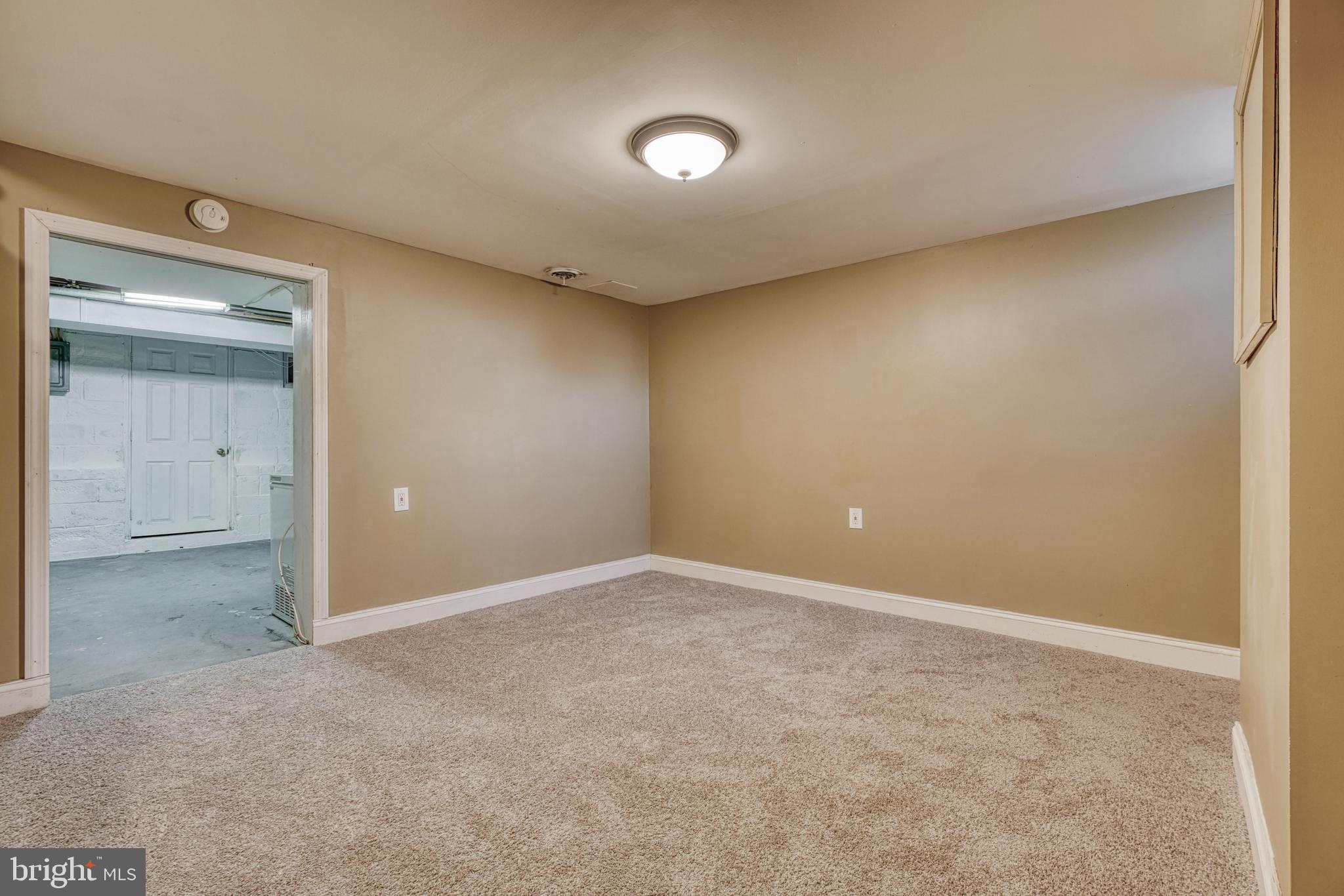 MERRITT HOMES - Residential