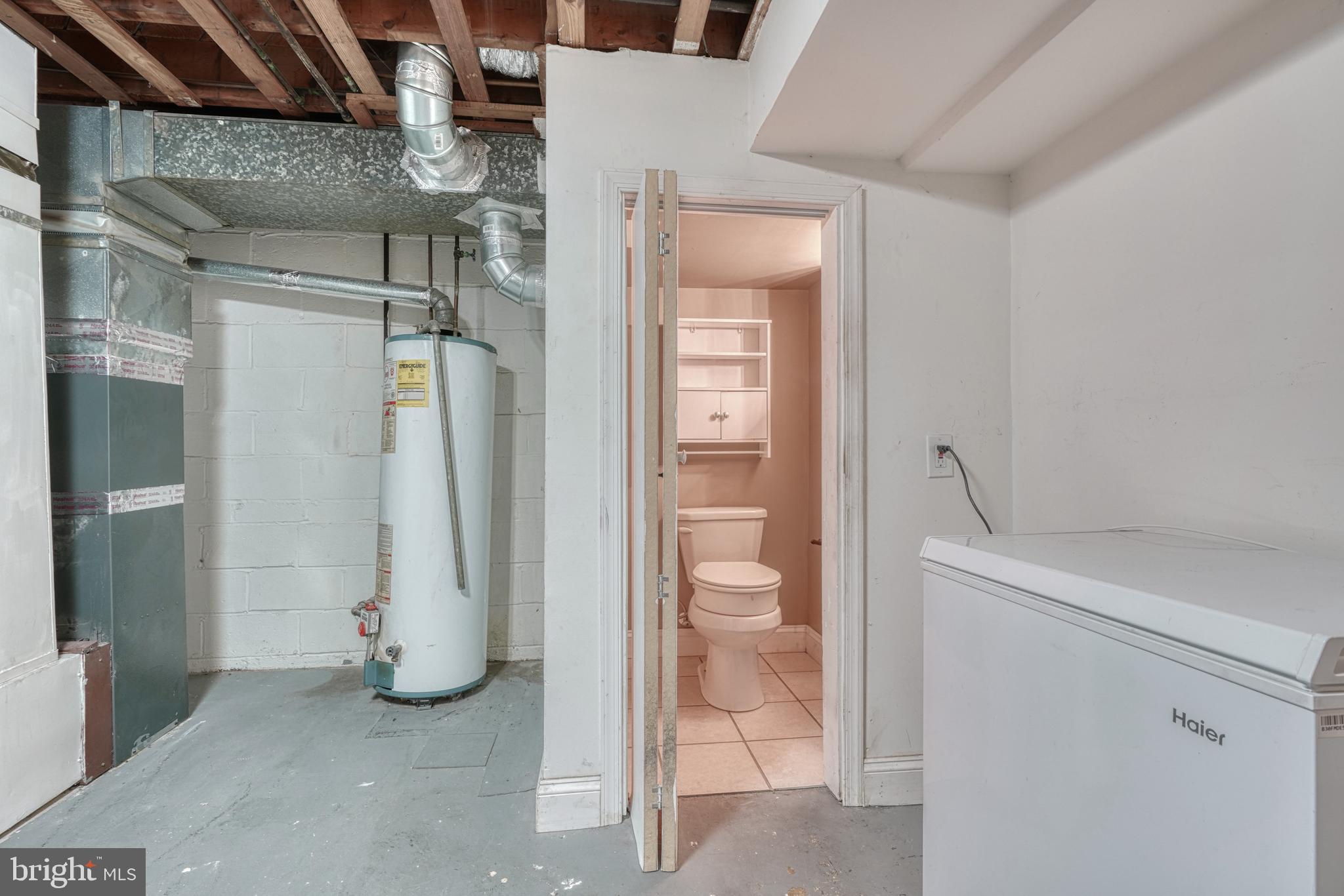 MERRITT HOMES - Residential