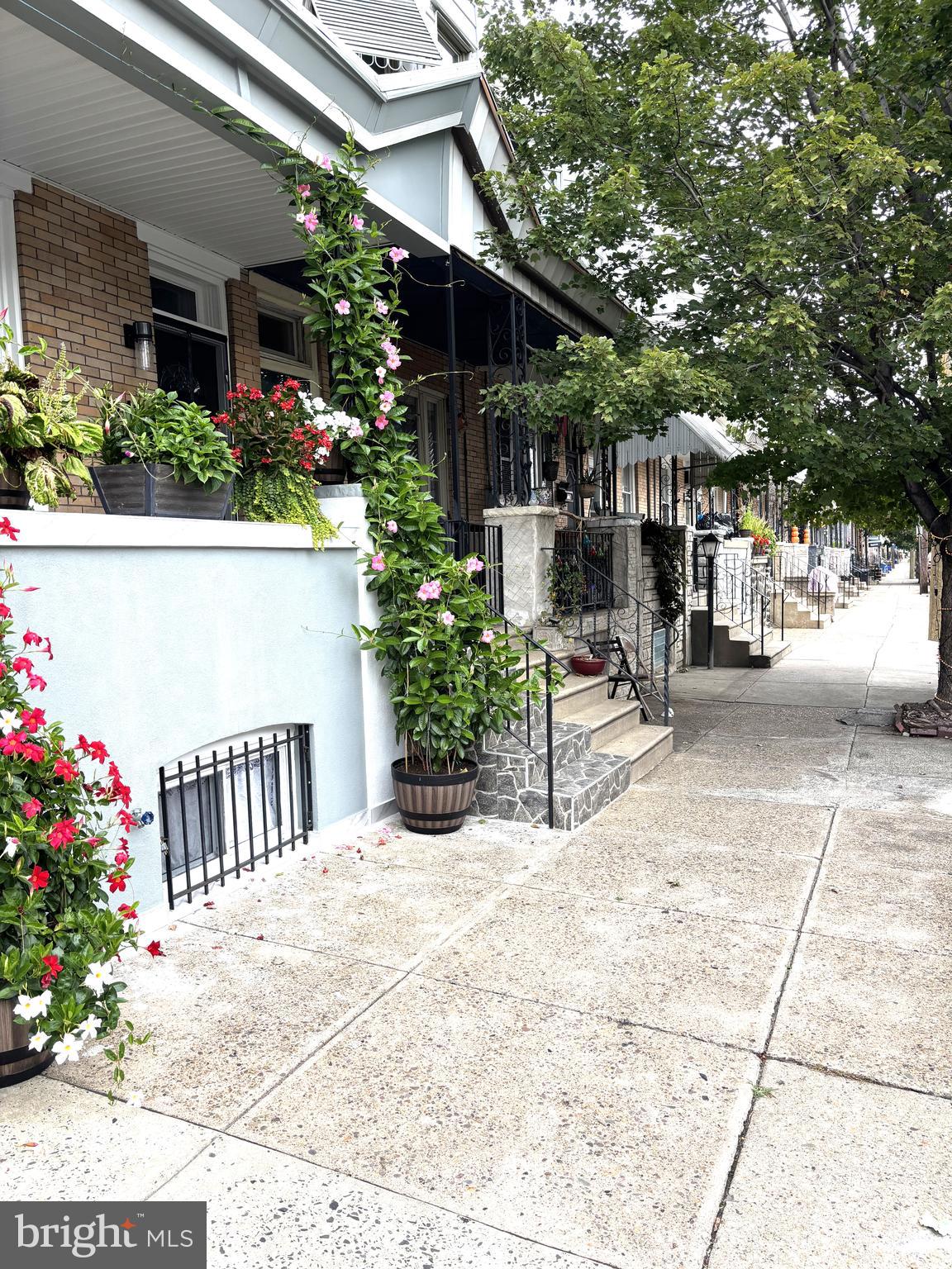 PORT RICHMOND - Residential