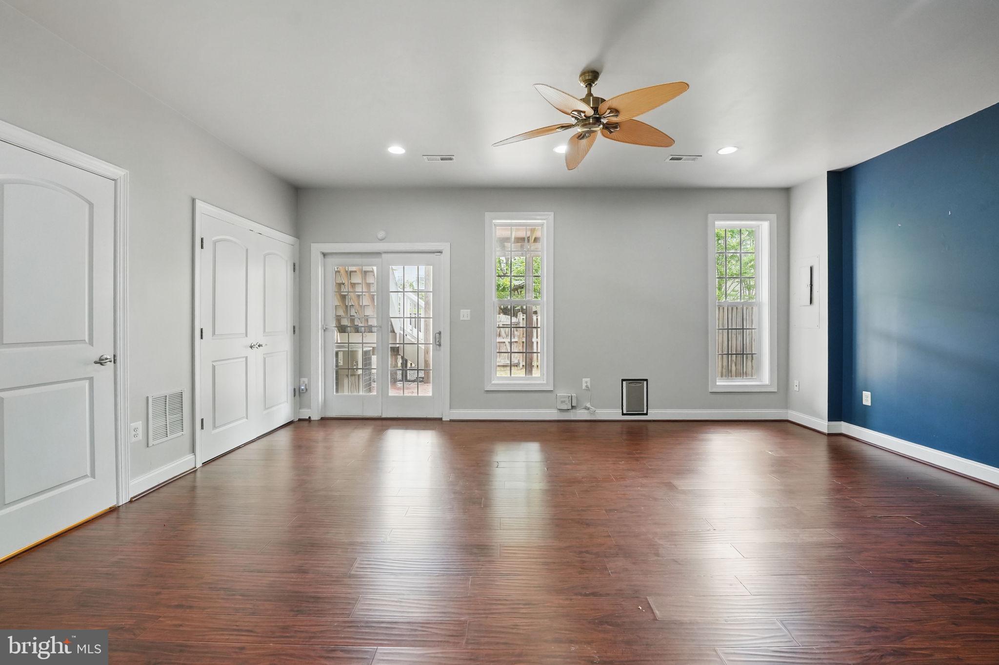 SOUTH MARKET - Residential Lease